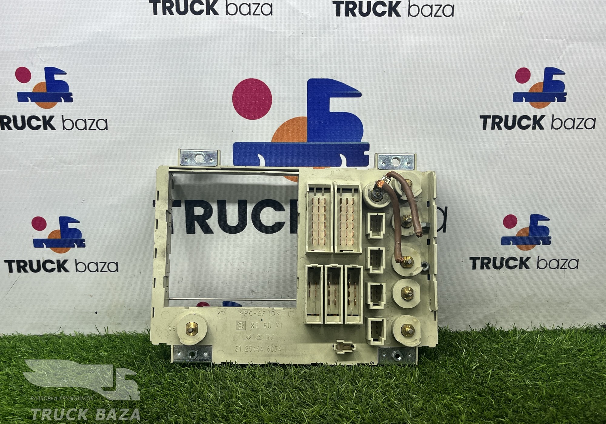 81254446074 Блок предохранителей для Man TGS I (с 2007)