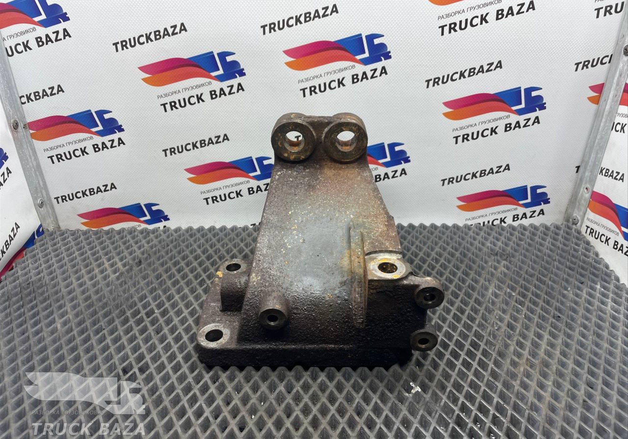 4572241407 Кронштейн двигателя передний для Mercedes-Benz Axor III (с 2010)