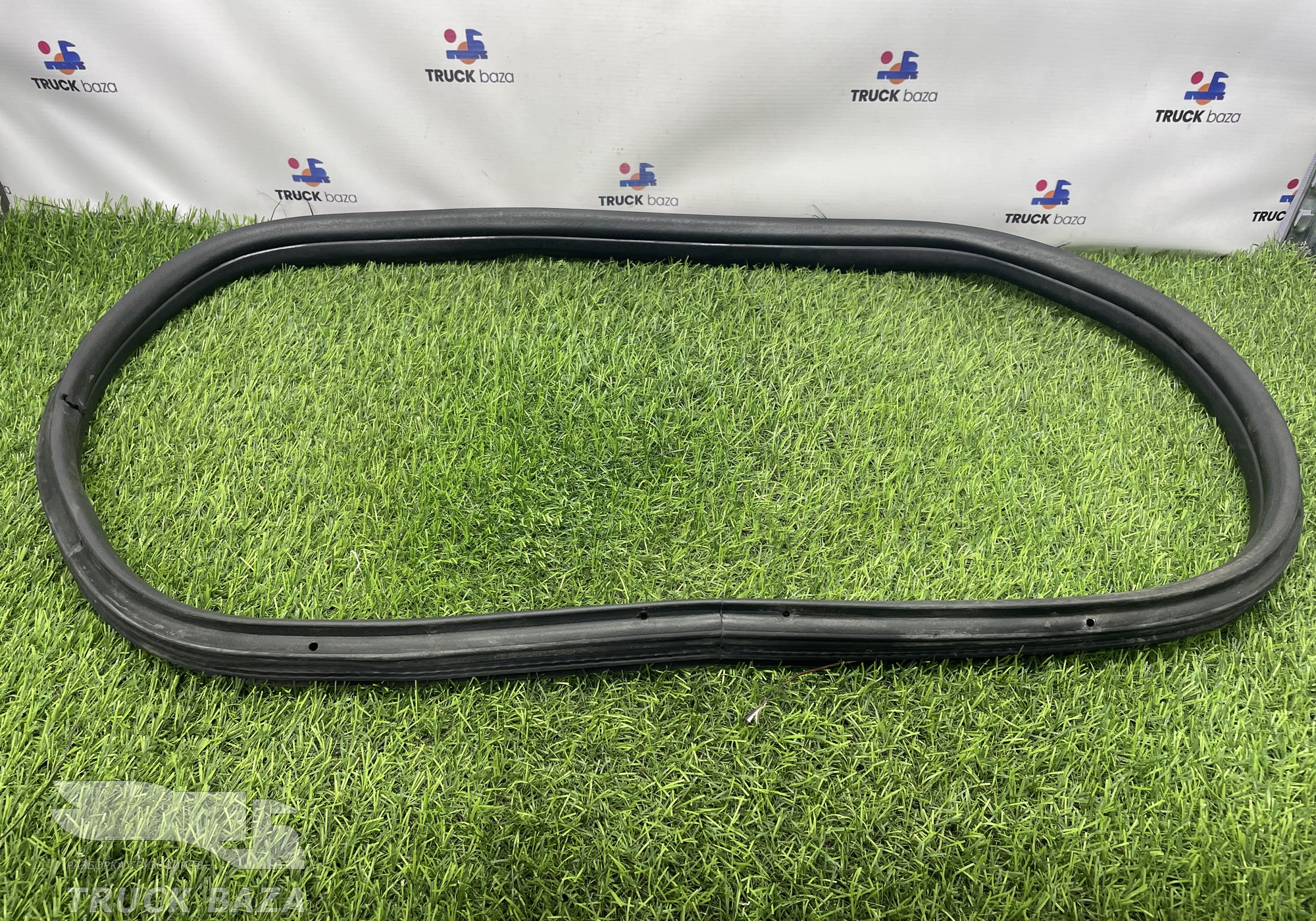 A9607541978 Уплотнитель инструментального ящика для КАМАЗ