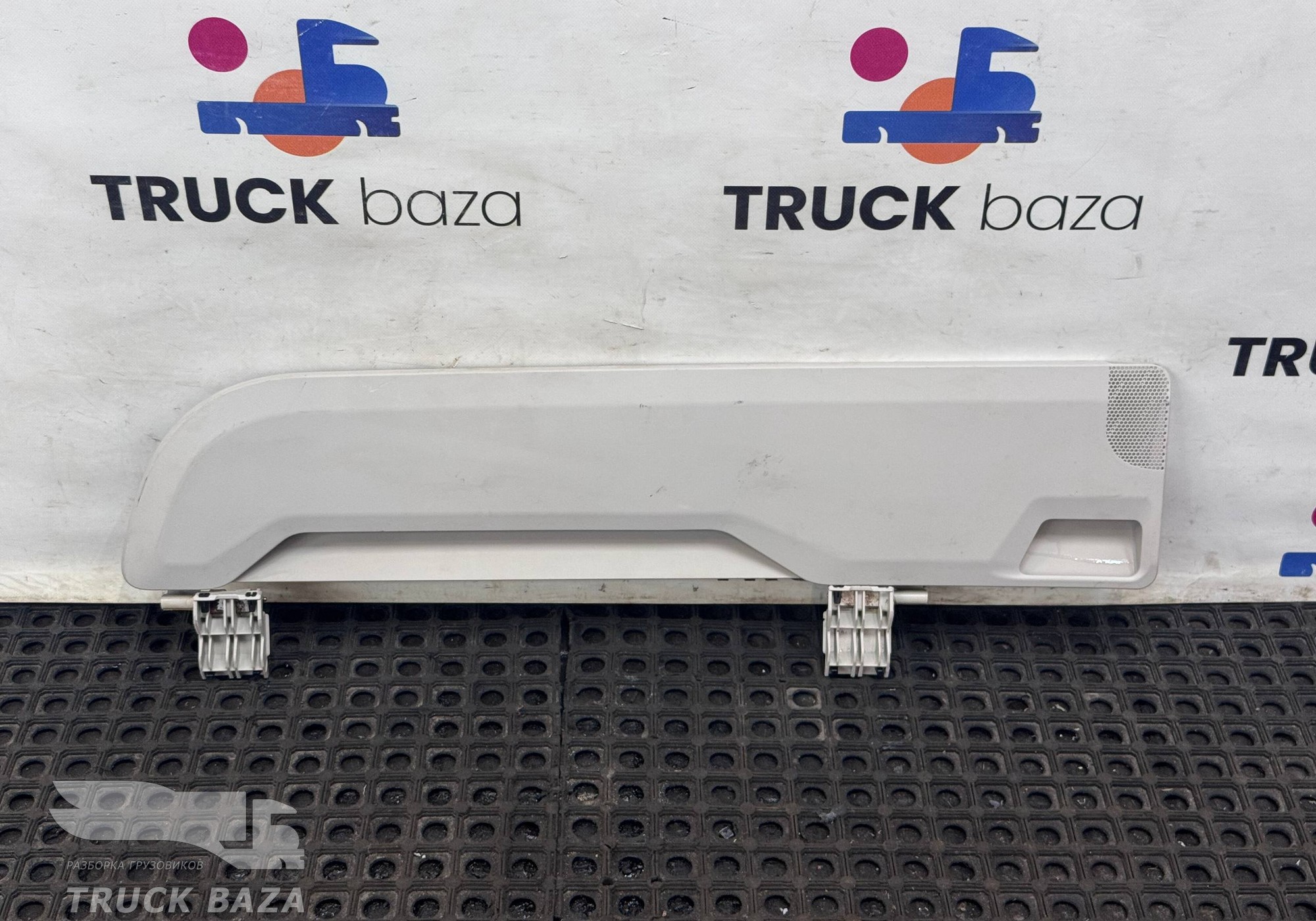 549018204019 Козырек солнцезащитный левый для КАМАЗ 54901