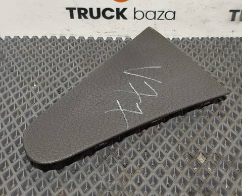 3175592 Накладка торпедо левая для Volvo FH