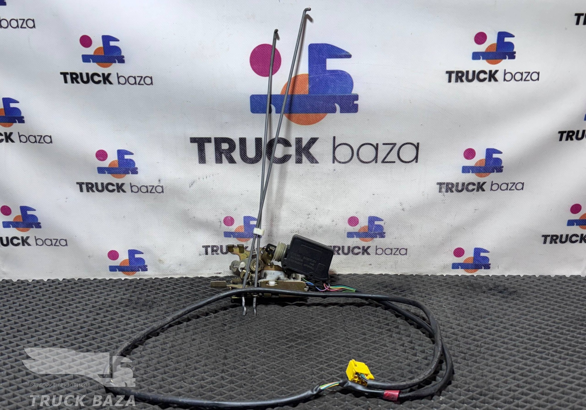 9737200635 Замок двери правой для Mercedes-Benz Actros