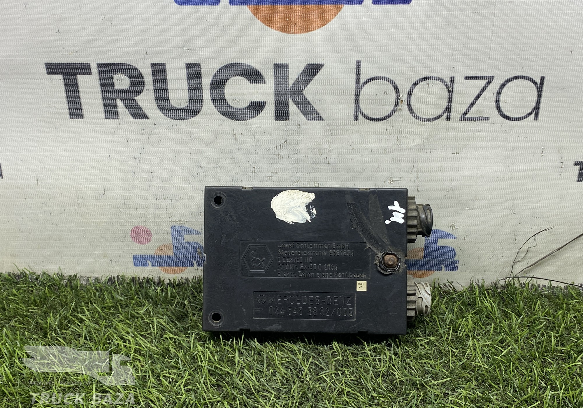 0245453832 Выключатель массы