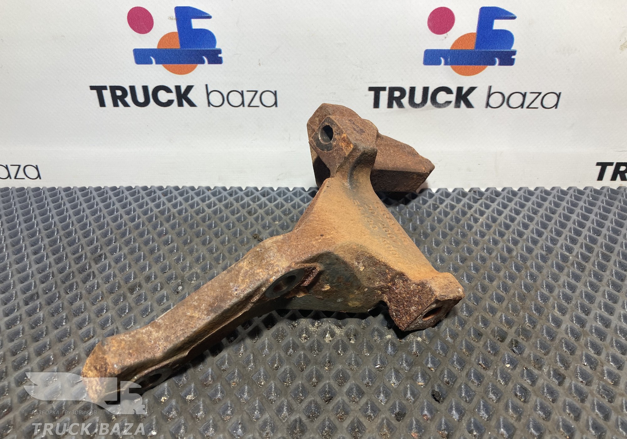 2072007 Кронштейн охладителя системы EGR