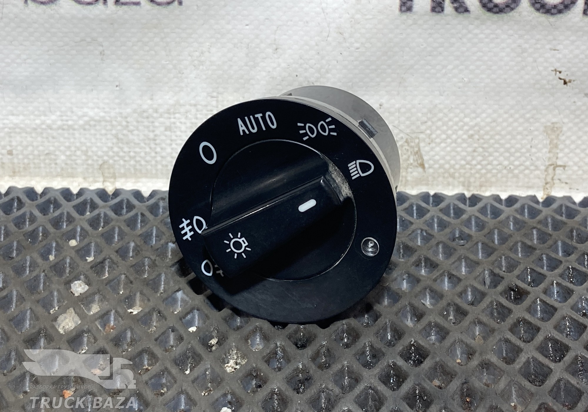 WG9918580039 Переключатель света фар для Sinotruk Sitrak C7H