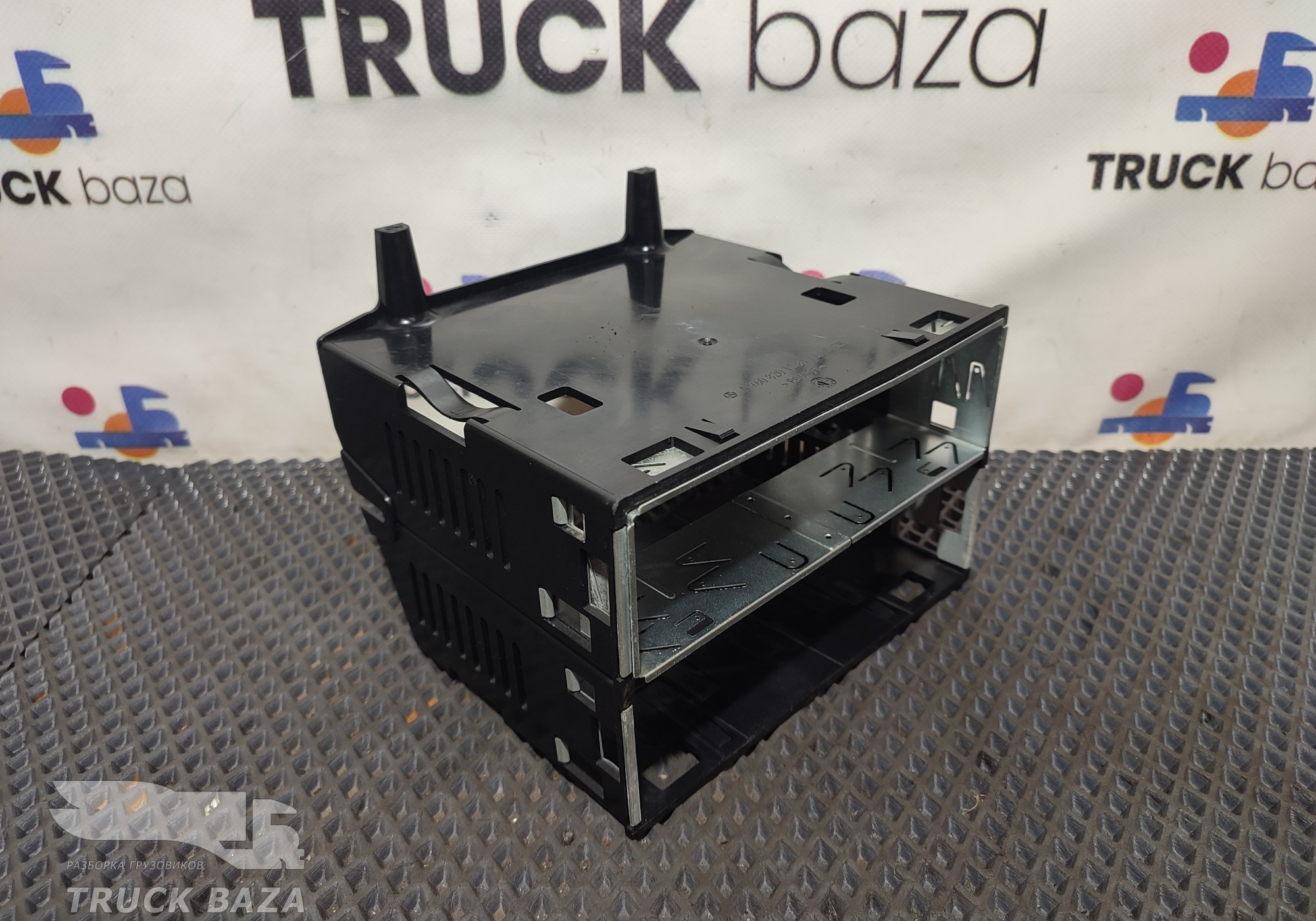 A9608201281 Кронштейн блоков управления