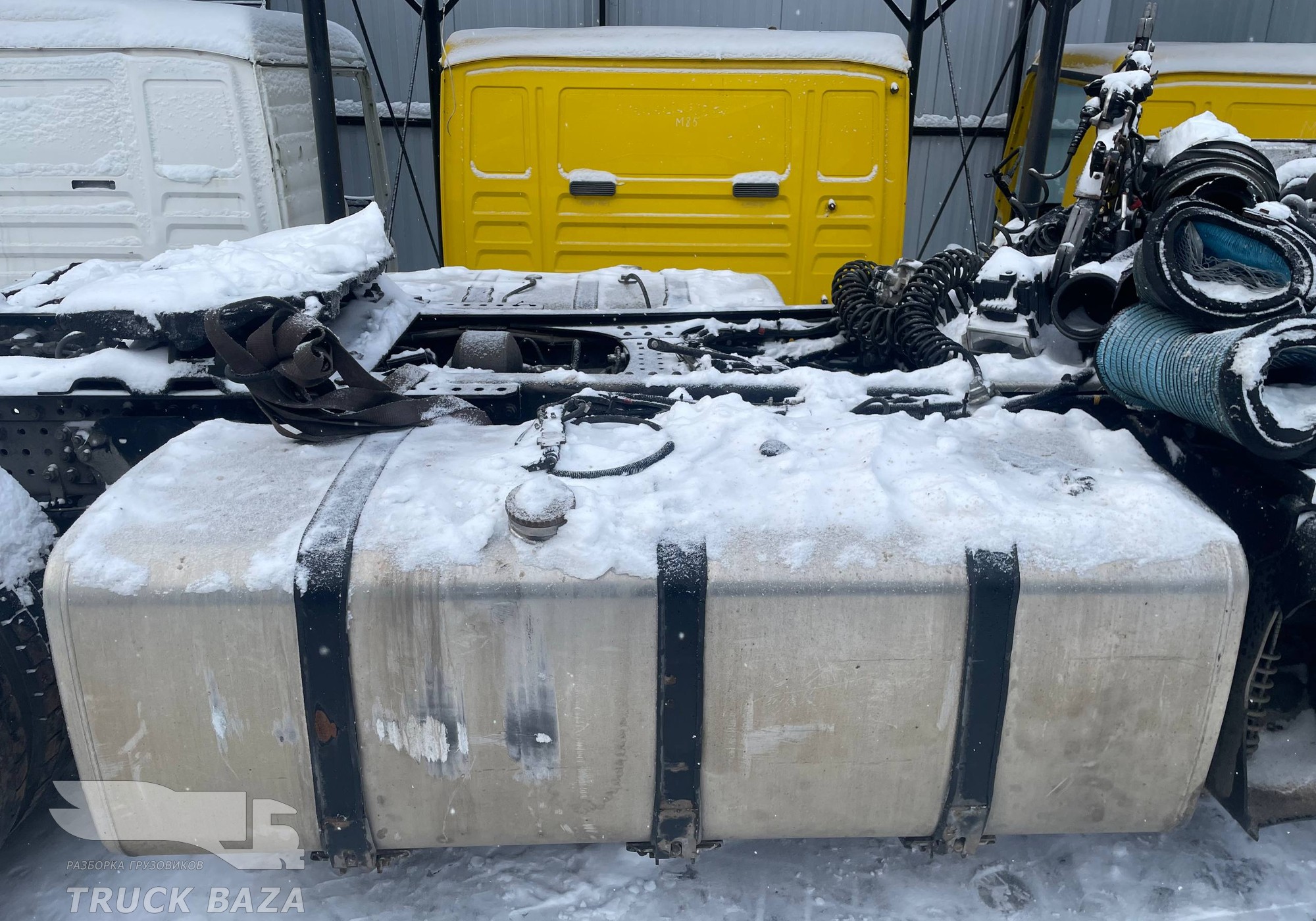 65205110101085 Бак топливный 700L для КАМАЗ 54901