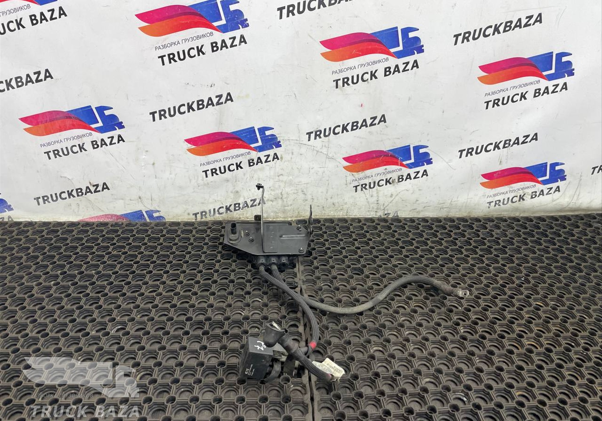 JC466B018AB Кабель силовой для Ford F-MAX (с 2018)