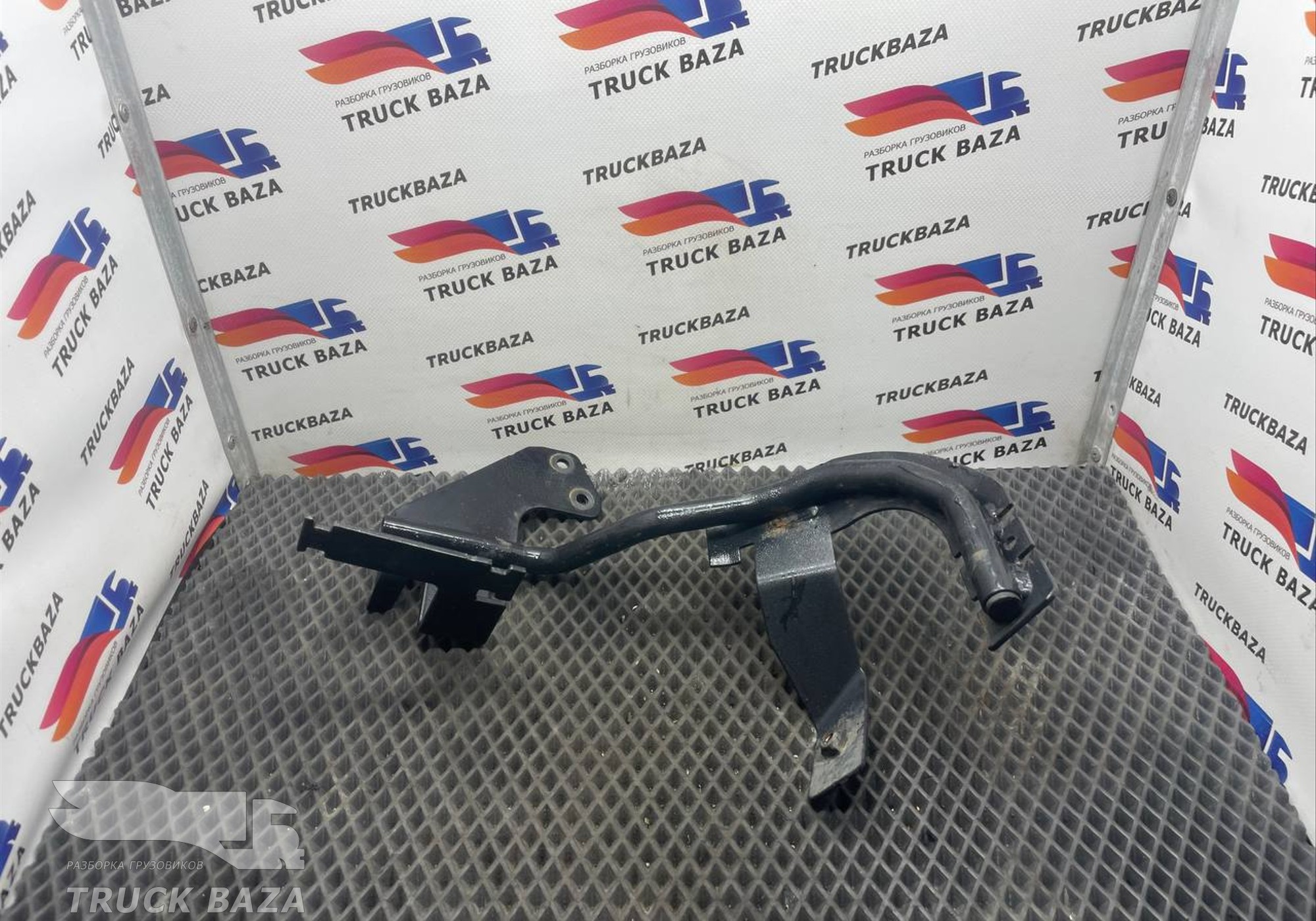 81517155203 Кронштейн проводки для Man TGX TG3 (с 2020)