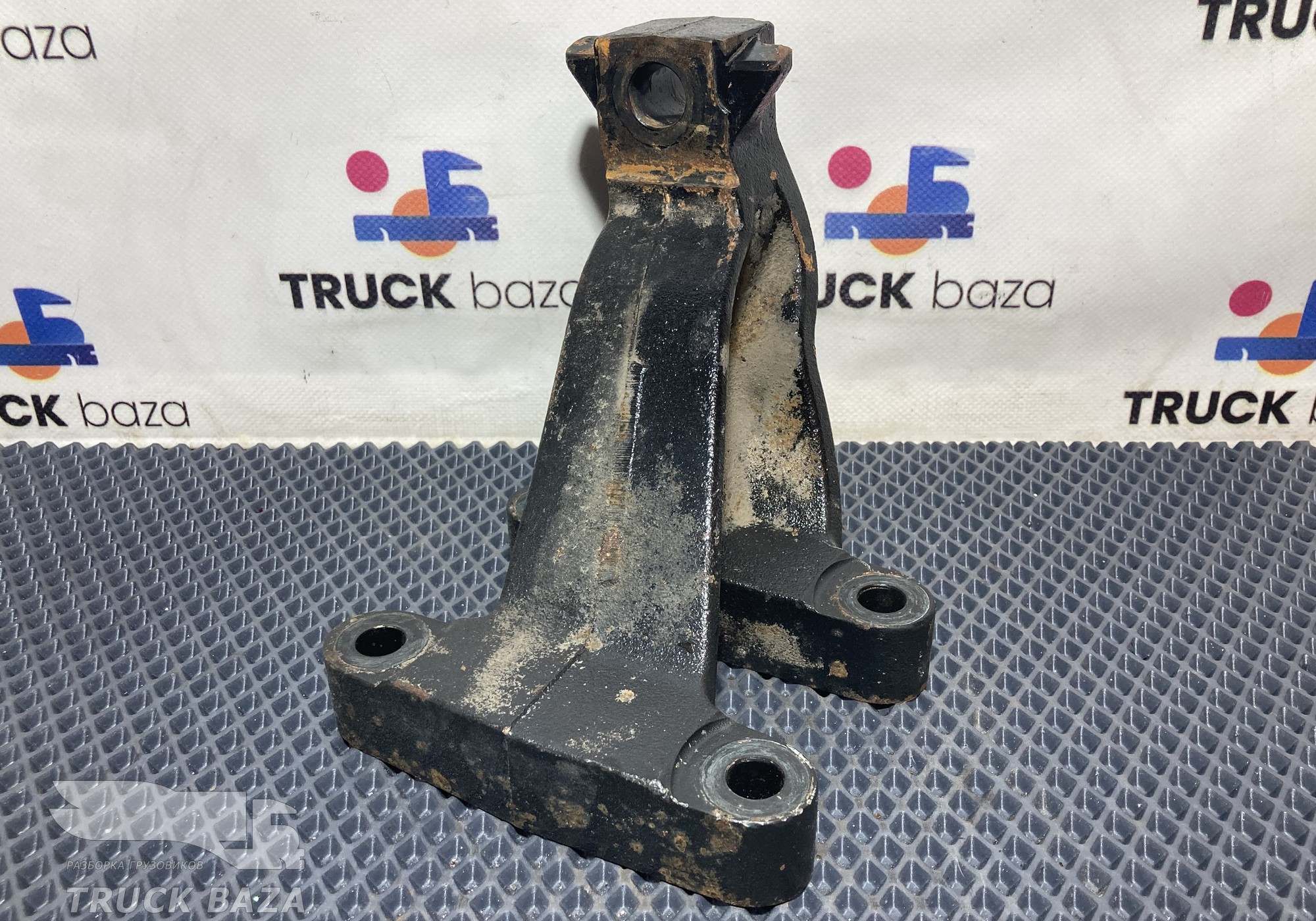 51415010119 Кронштейн двигателя передний левый для Man