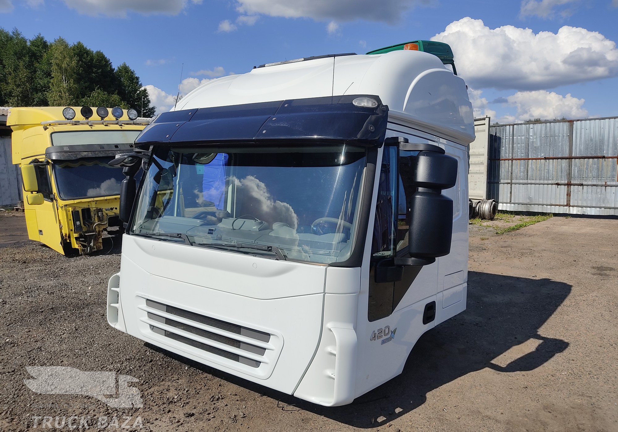 Кабина узкая высокая в сборе 504270913 для Iveco Stralis - купить б/у за  660000 р.