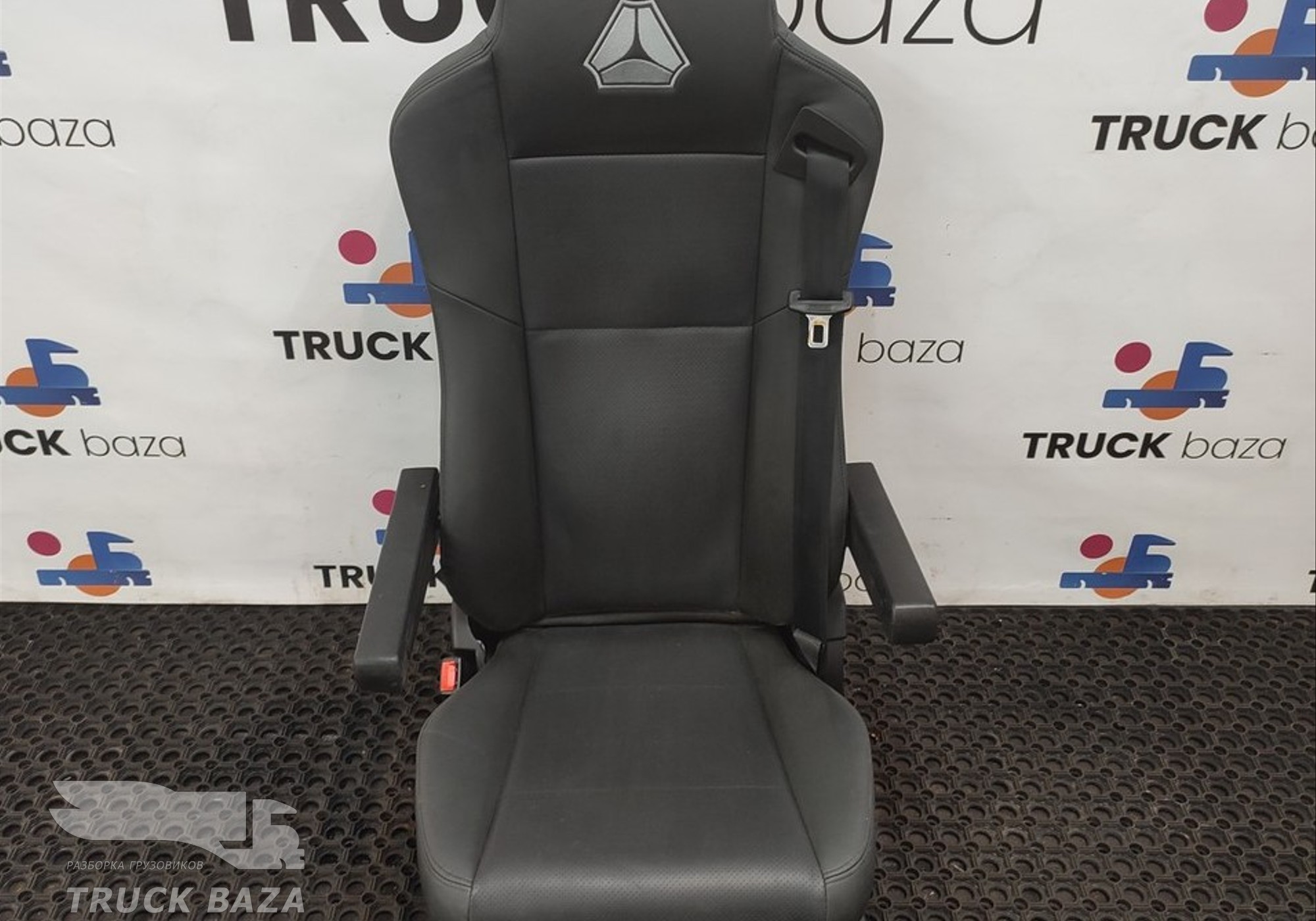 AZ16D251000064 Сиденье водительское левое пневматическое для Sinotruk Sitrak C7H