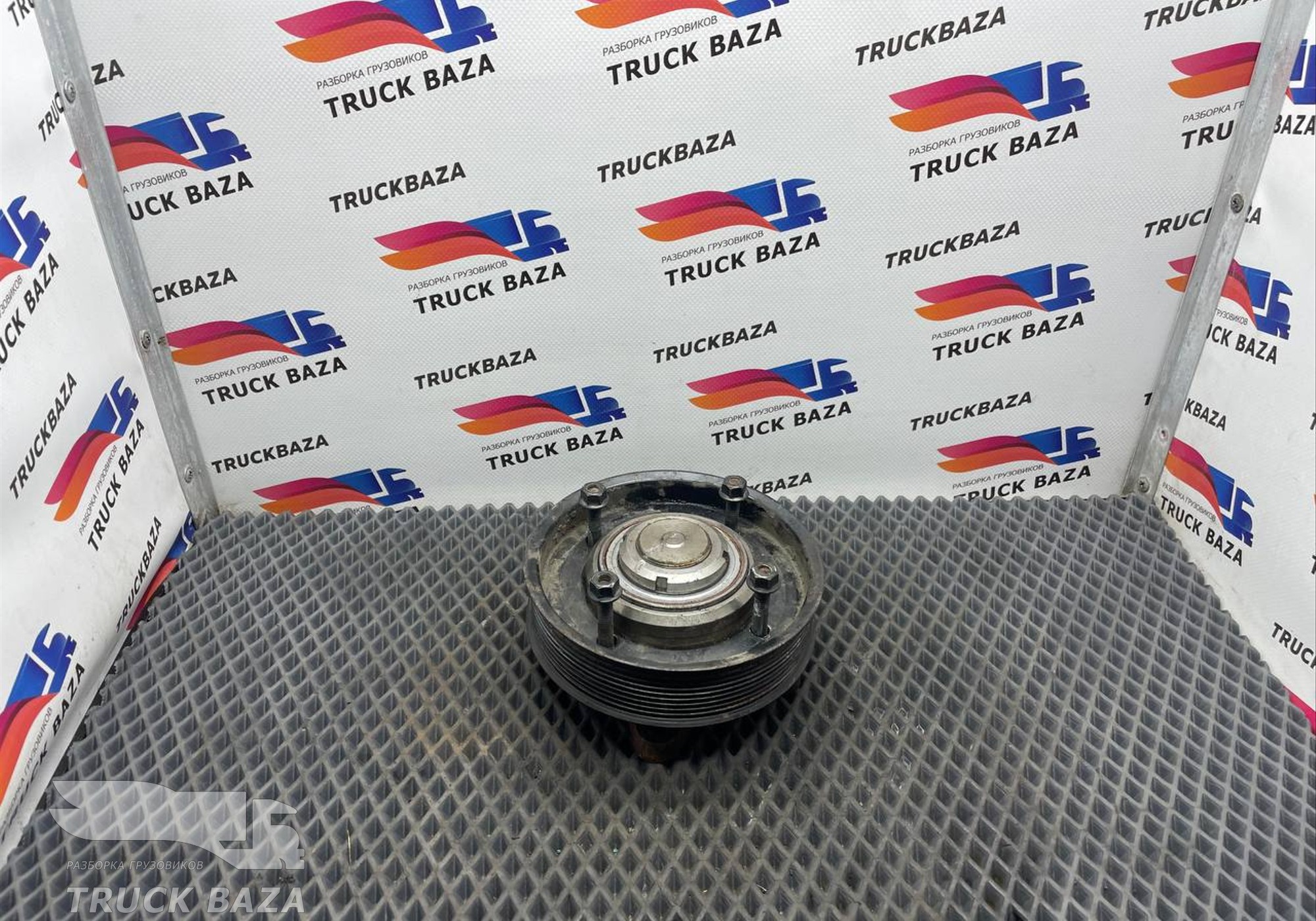 22031832 Кронштейн вискомуфты для Volvo FH FH4 (с 2012 по 2021)