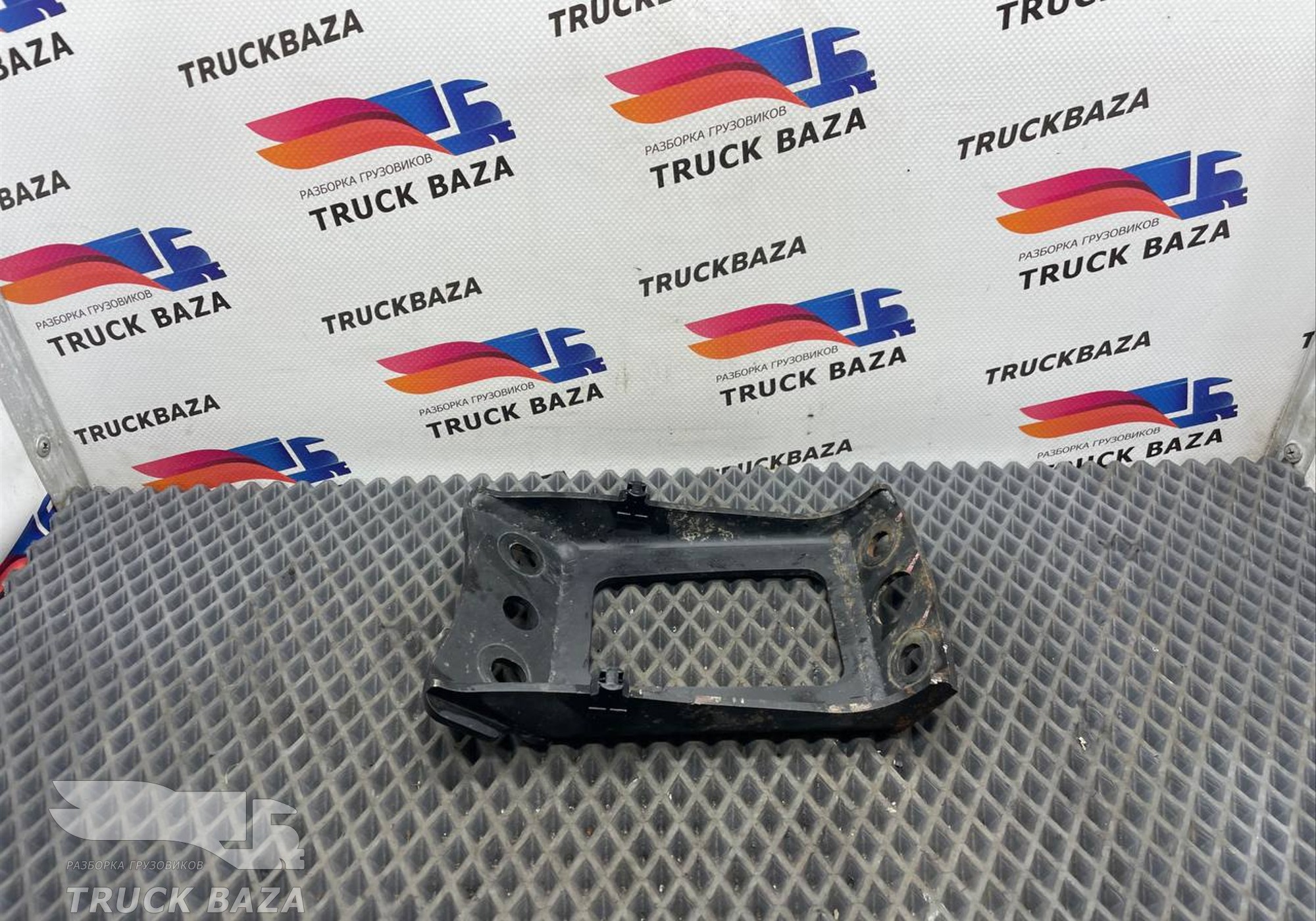 GC465B774DB Кронштейн пневмоподушки для Ford F-MAX (с 2018)