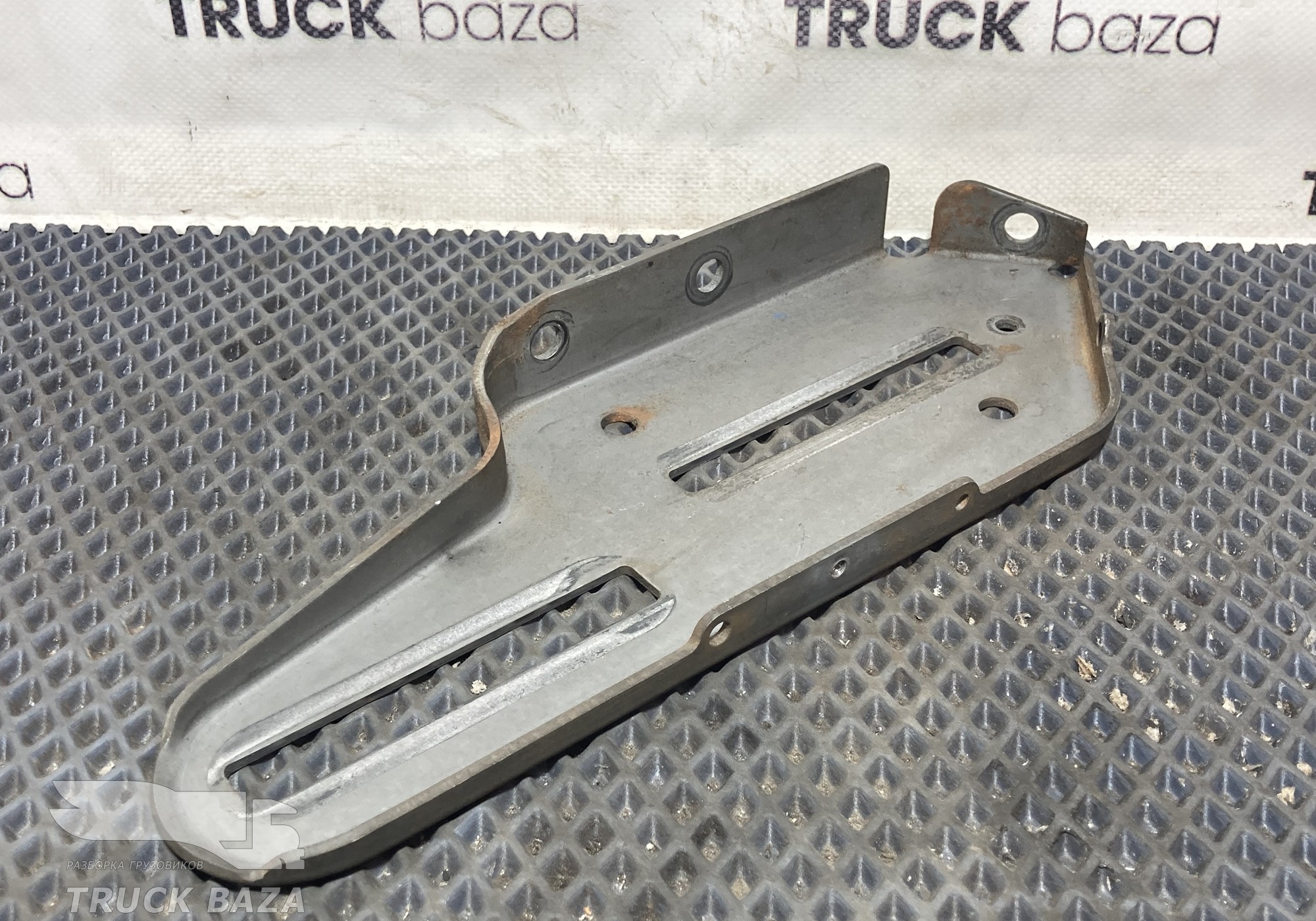 1844858 Кронштейн рулевой колонки для Daf XF105 (с 2005)