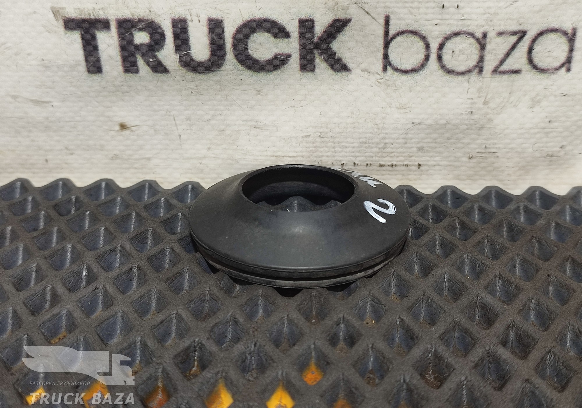 9608241098 Уплотнитель салона