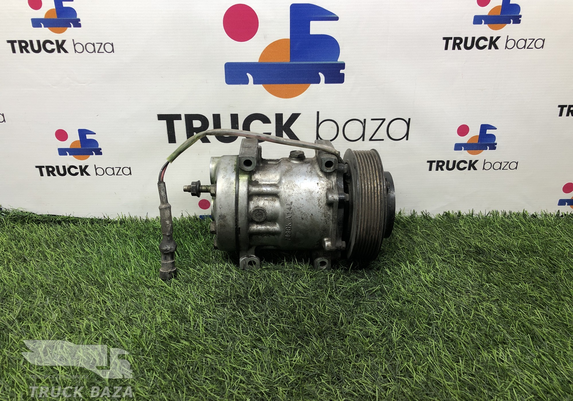 1864126 Компрессор кондиционера