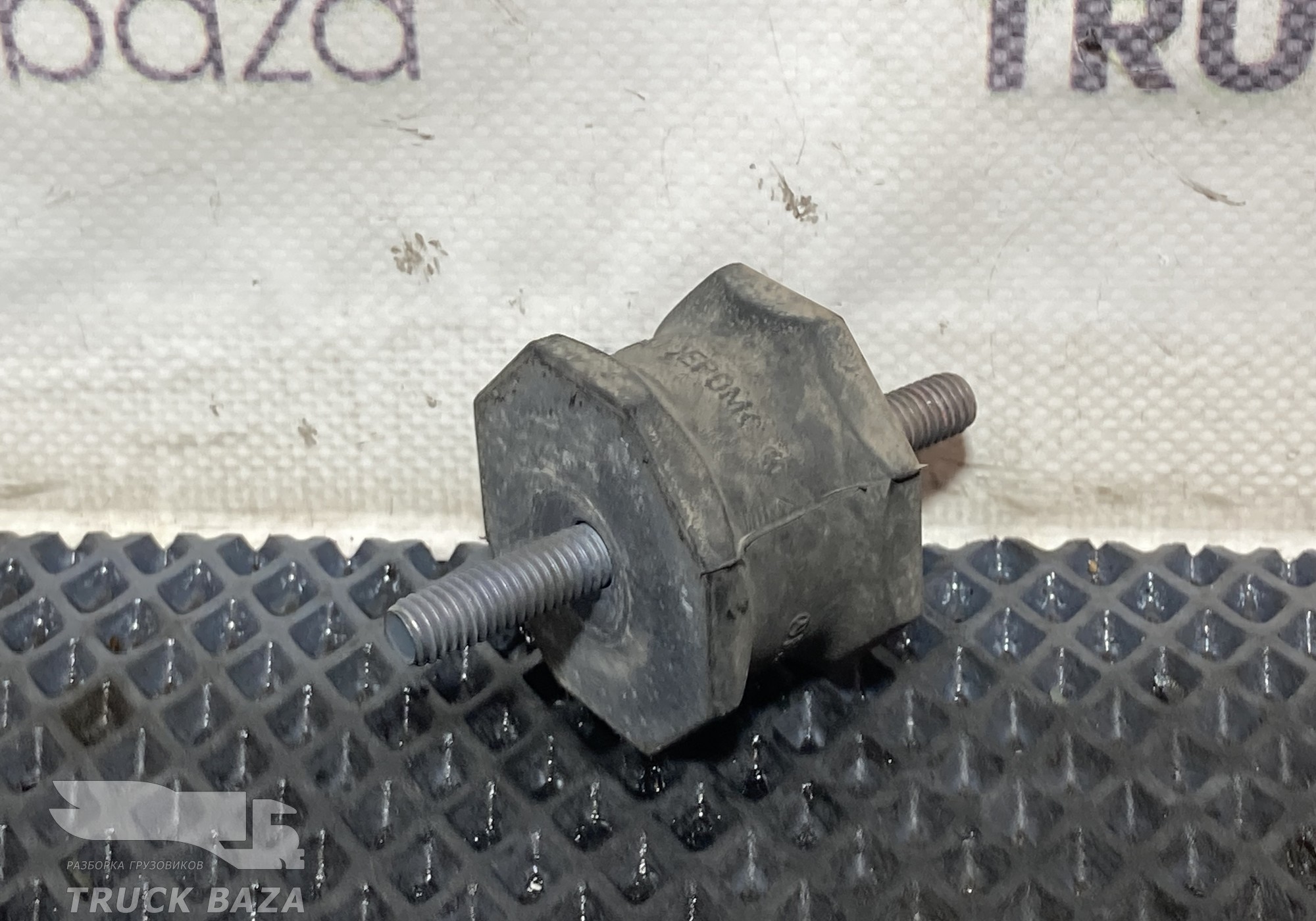 0029870940 Демпфер воздухозаборника