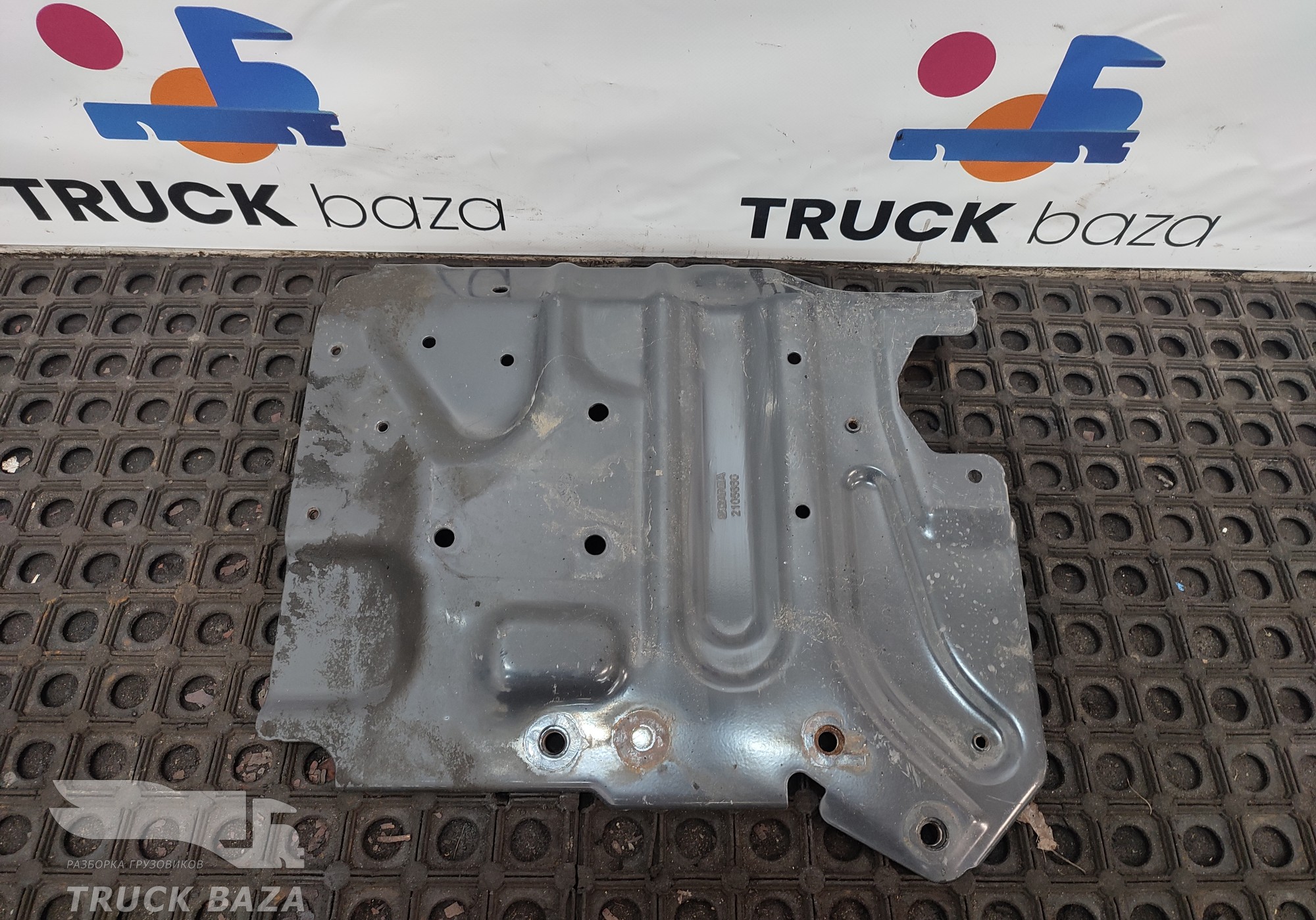 2105660 Кронштейн осушителя для Scania 5-series