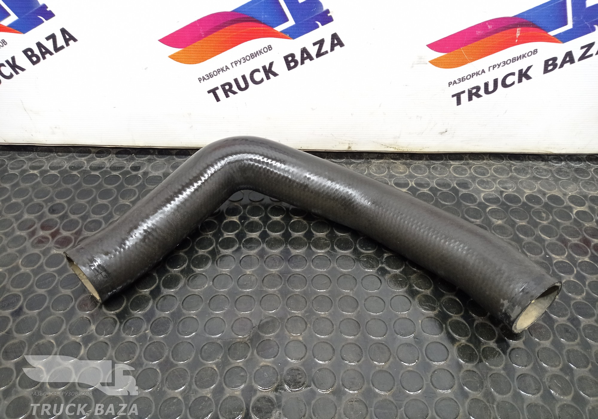 81963010889 Патрубок радиатора для Man TGX