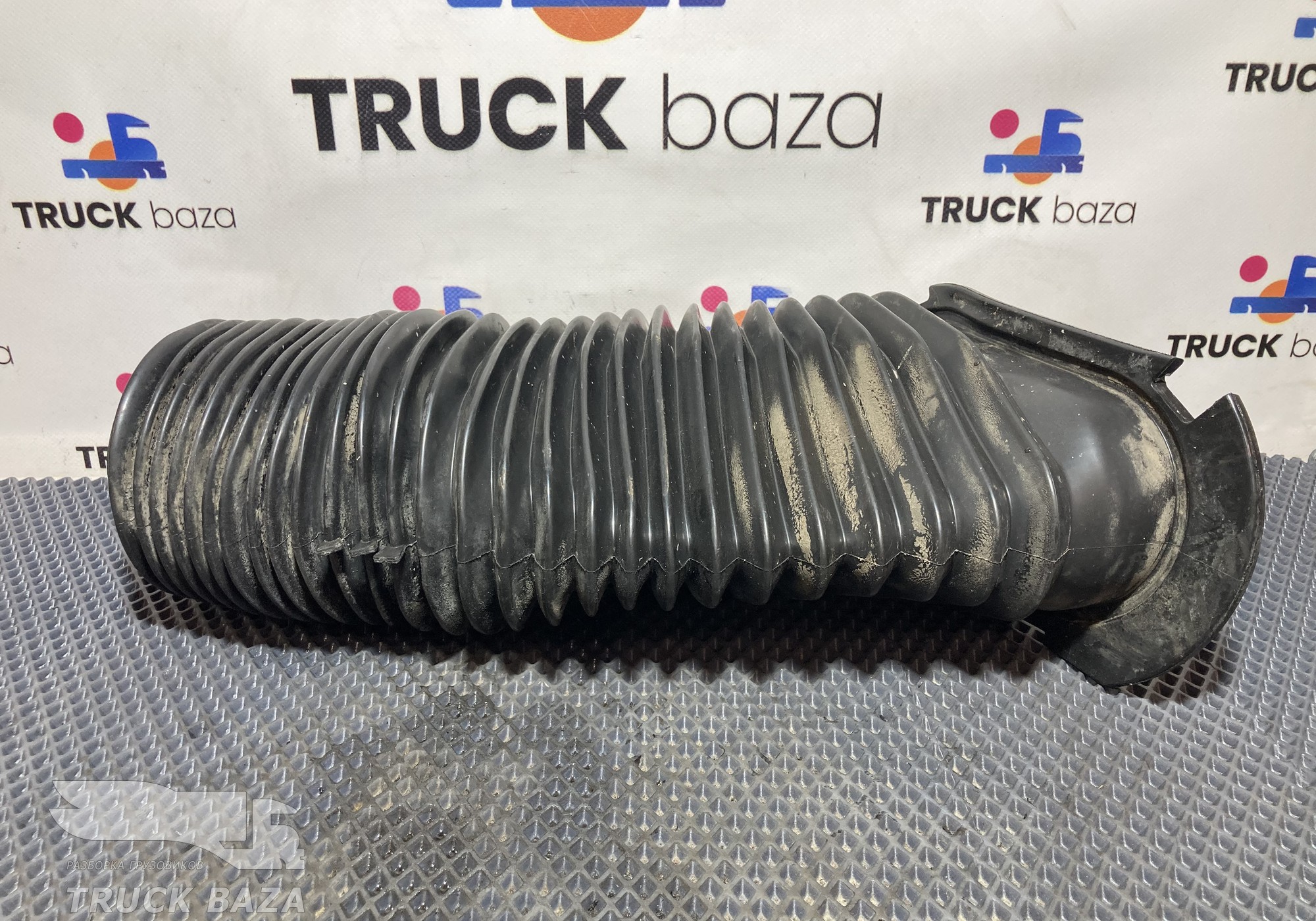 A9404620096 Кожух рулевого кардана для Mercedes-Benz Axor III (с 2010)