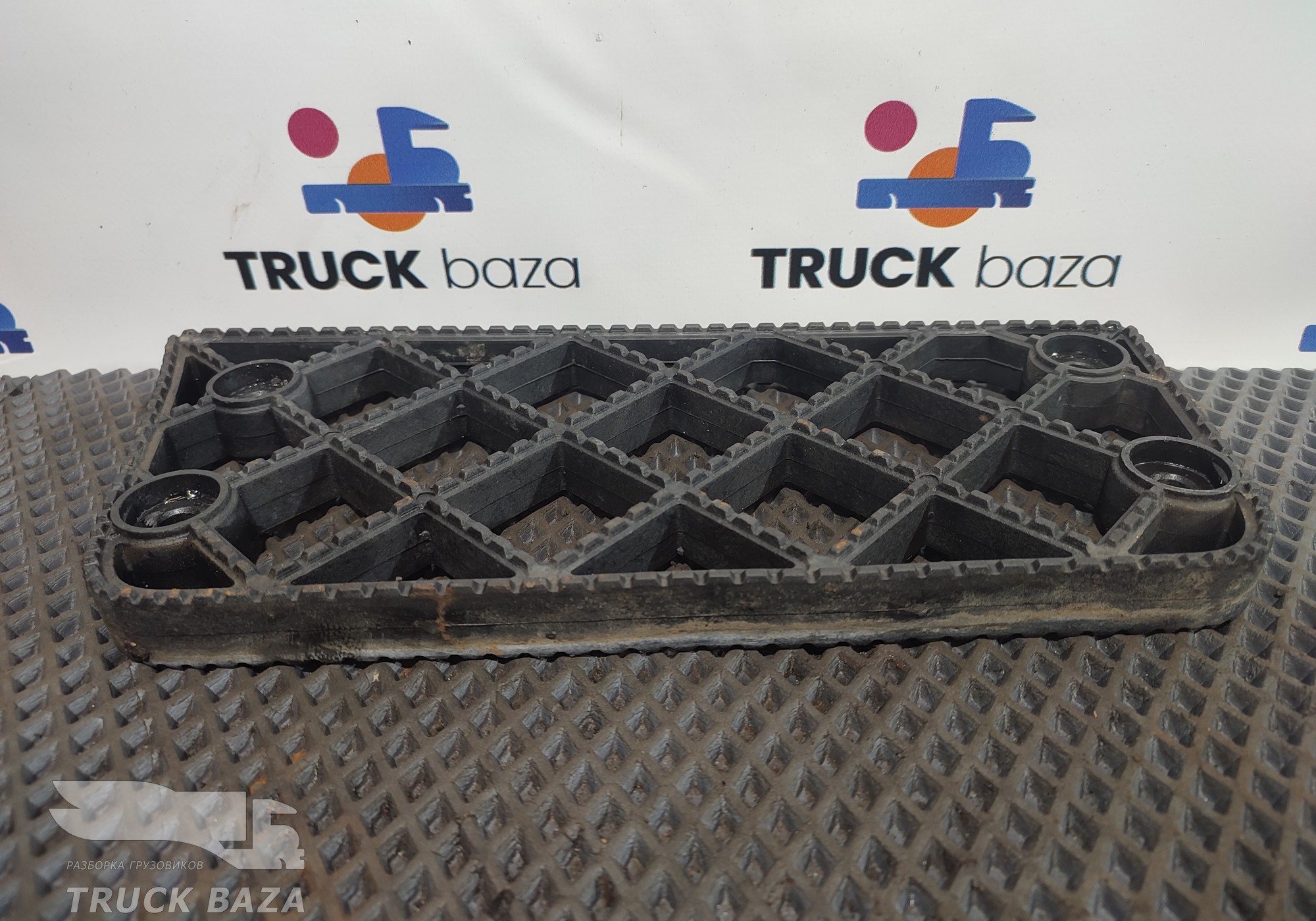 5490840501710 Площадка подножки для КАМАЗ 5490 (с 2013)