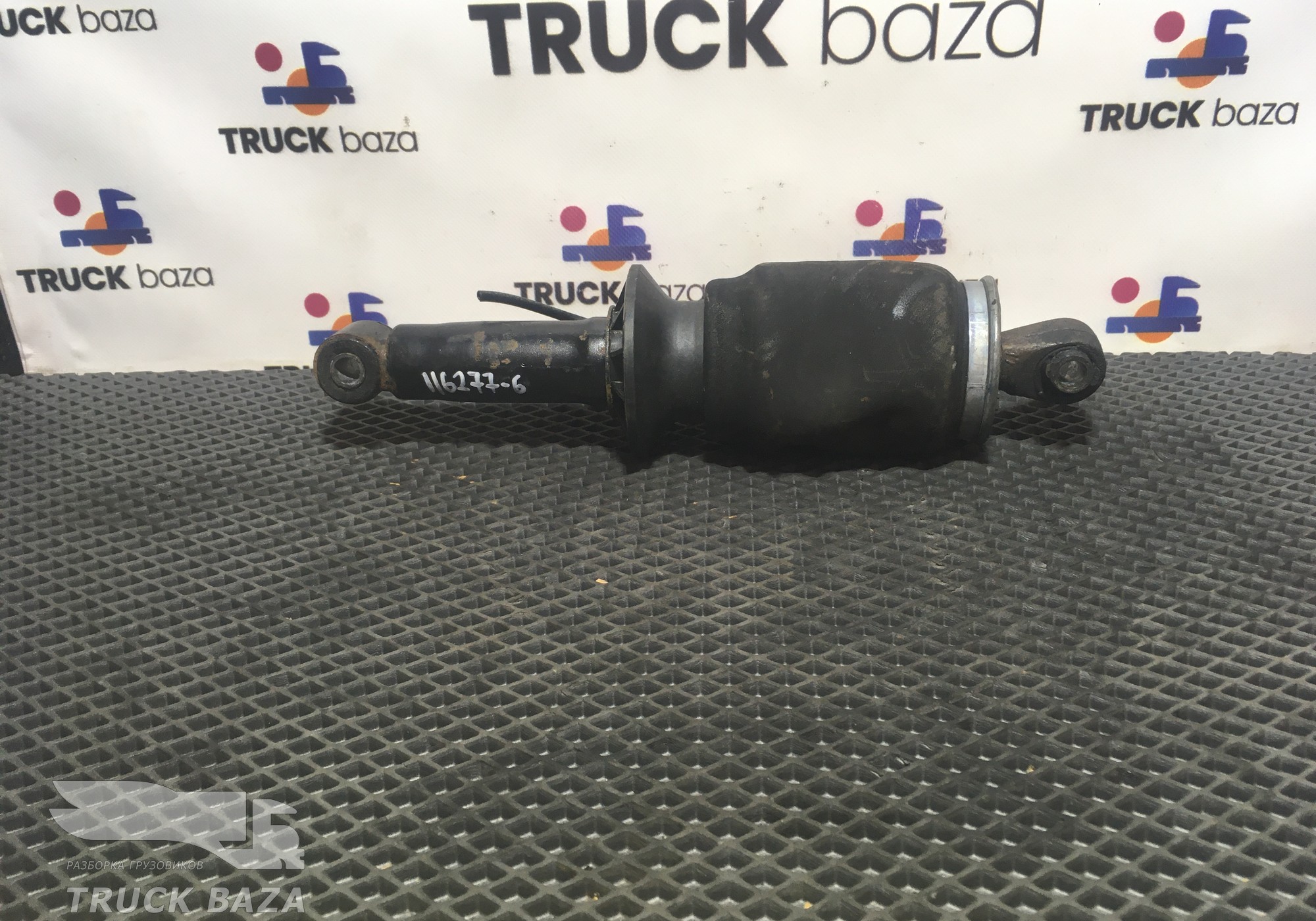 7421821030 Подушка кабины задняя для Volvo