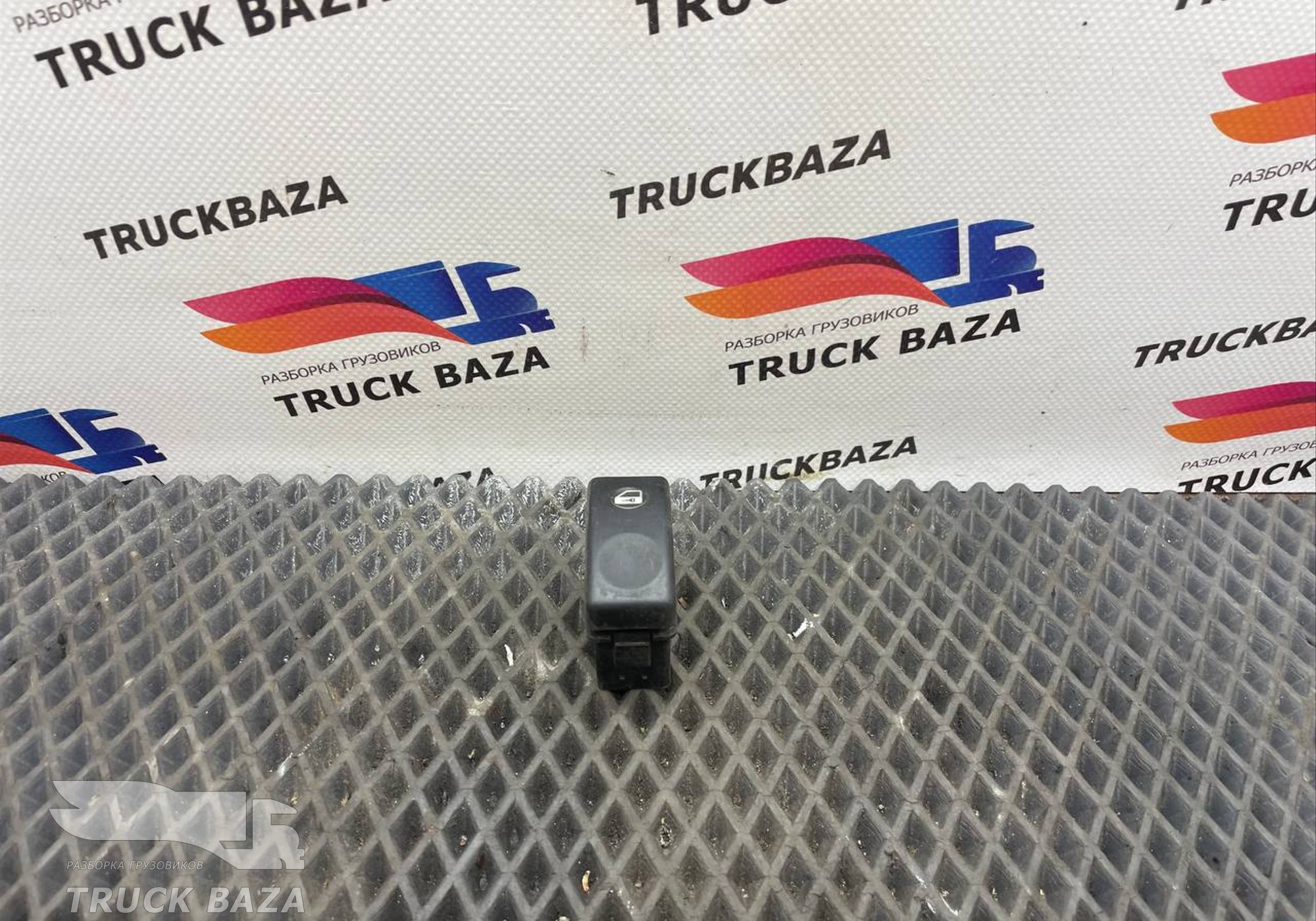 1435595 Кнопка центрального замка для Daf XF105 (с 2005)