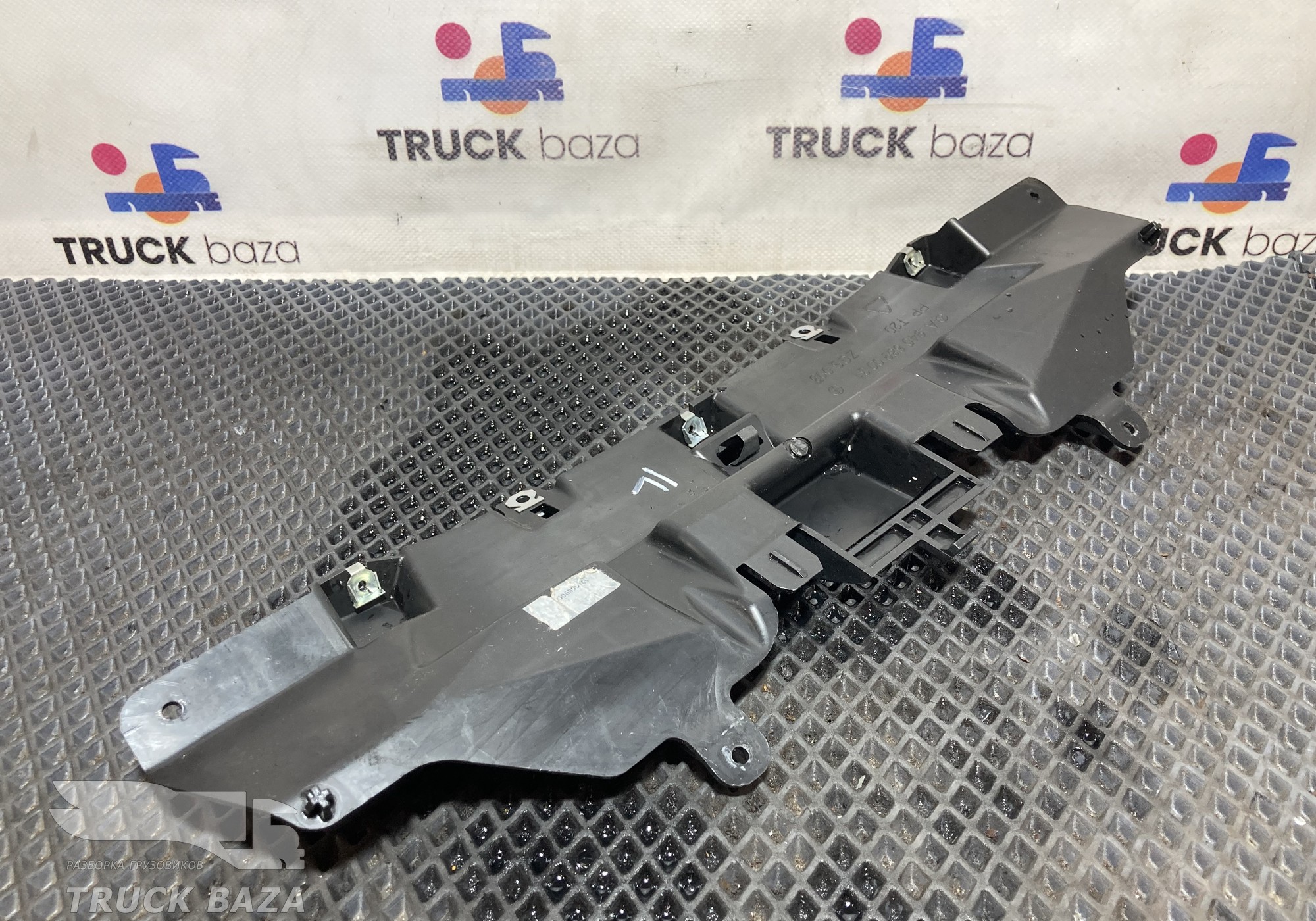 A9406890031 Кронштейн щитка приборов