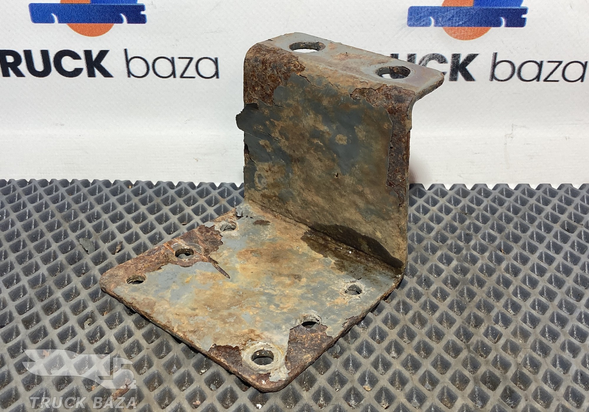 WG9918270215 Кронштейн электромагнитного клапана ECAS для Sinotruk Sitrak C7H