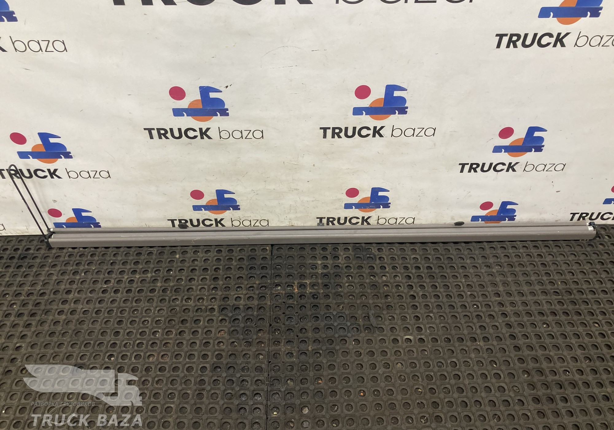 1725981 Шторка солнцезащитная для Daf XF105 (с 2005)