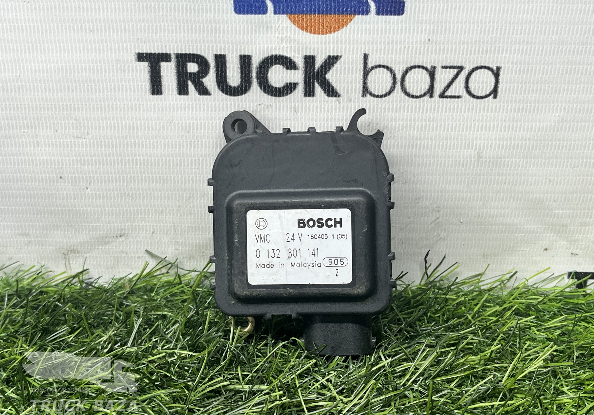 01328011148 Моторчик заслонки отопителя