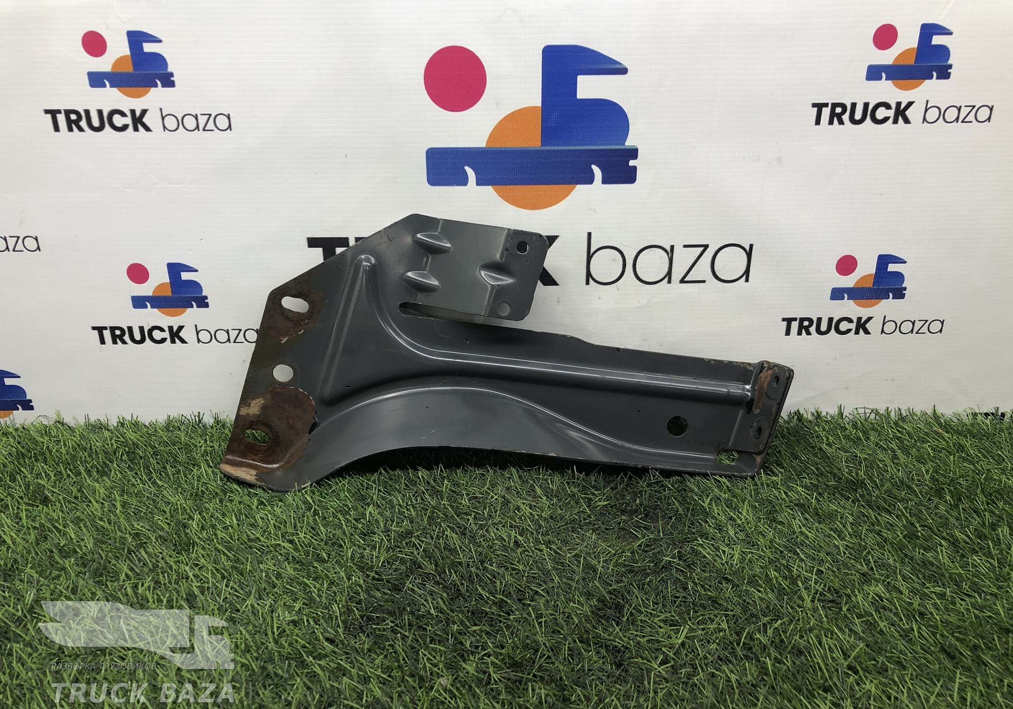 A9438850416 Кронштейн переднего бампера правый