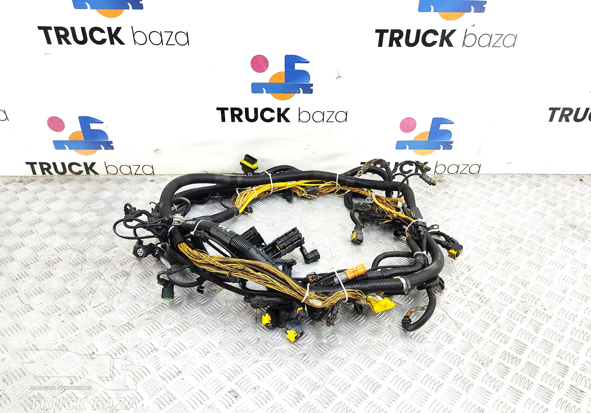 81991038004 Электропроводка двигателя D2676 LF для Man TGX II (с 2012)