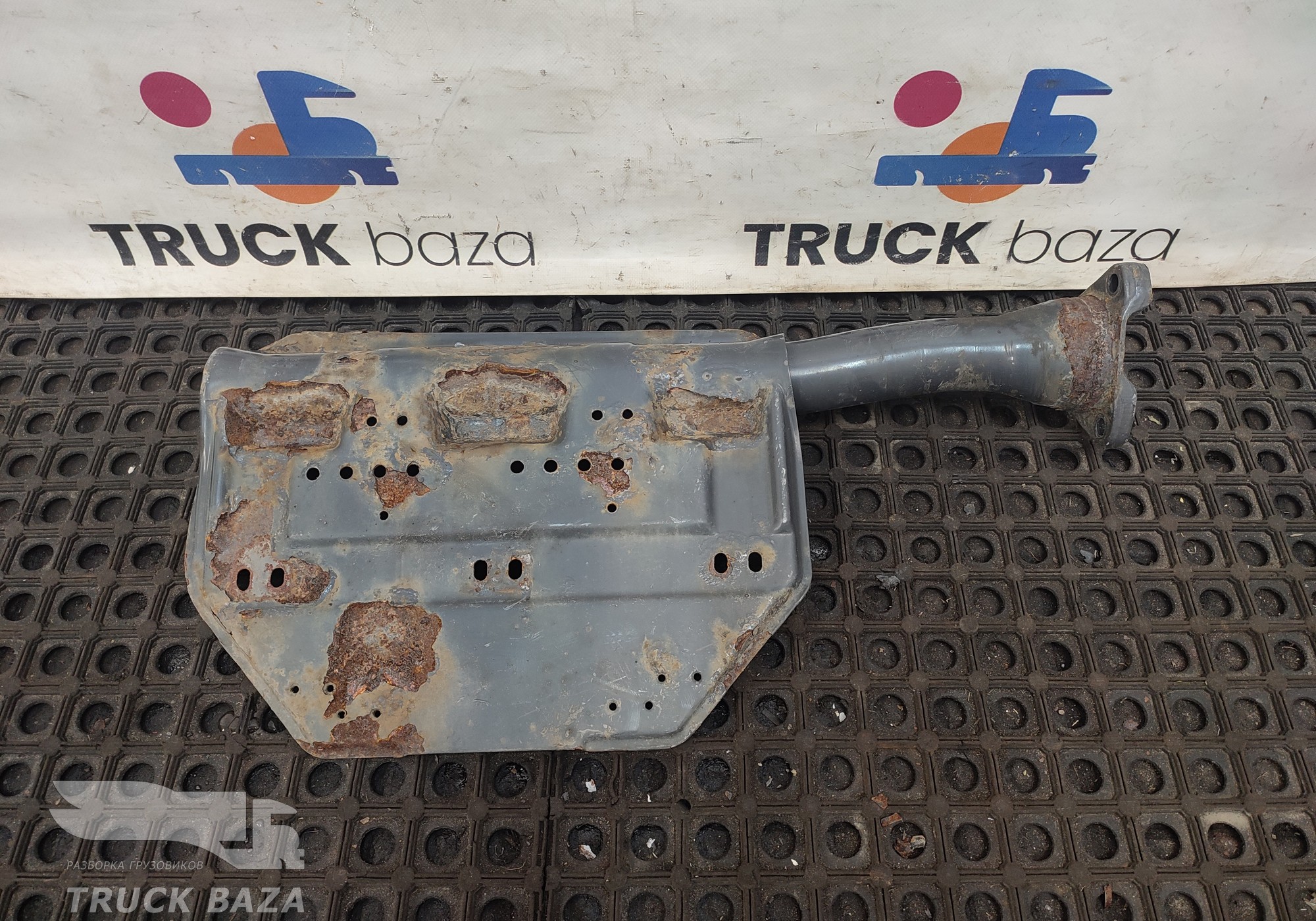 2054584 Кронштейн крыла заднего правого передняя часть для Scania 5-series R (с 2004 по 2016)