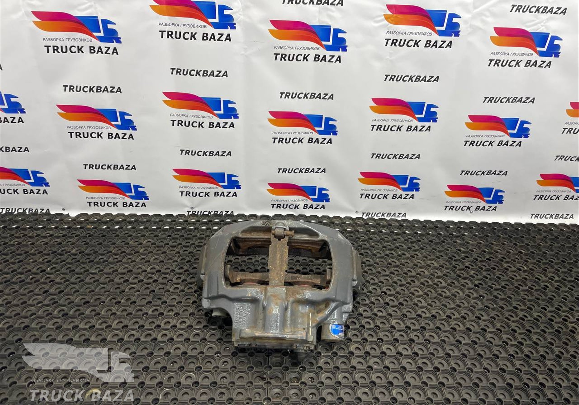 1862300 Суппорт передний правый/задний левый для Daf XF106 (с 2012)