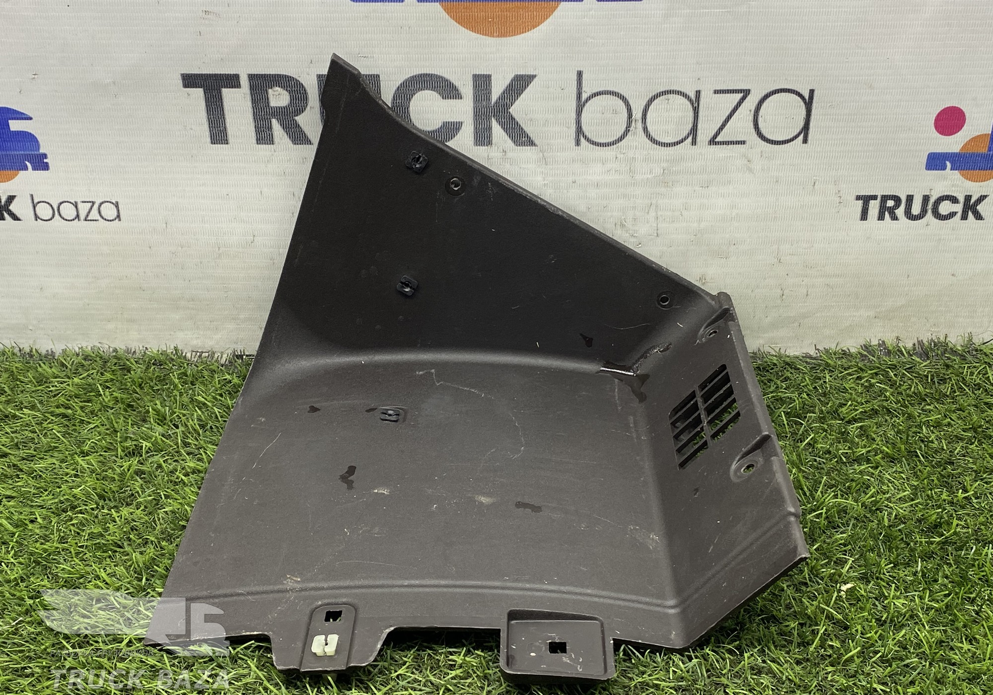 549015336034 Облицовка салона нижняя левая для КАМАЗ 54901