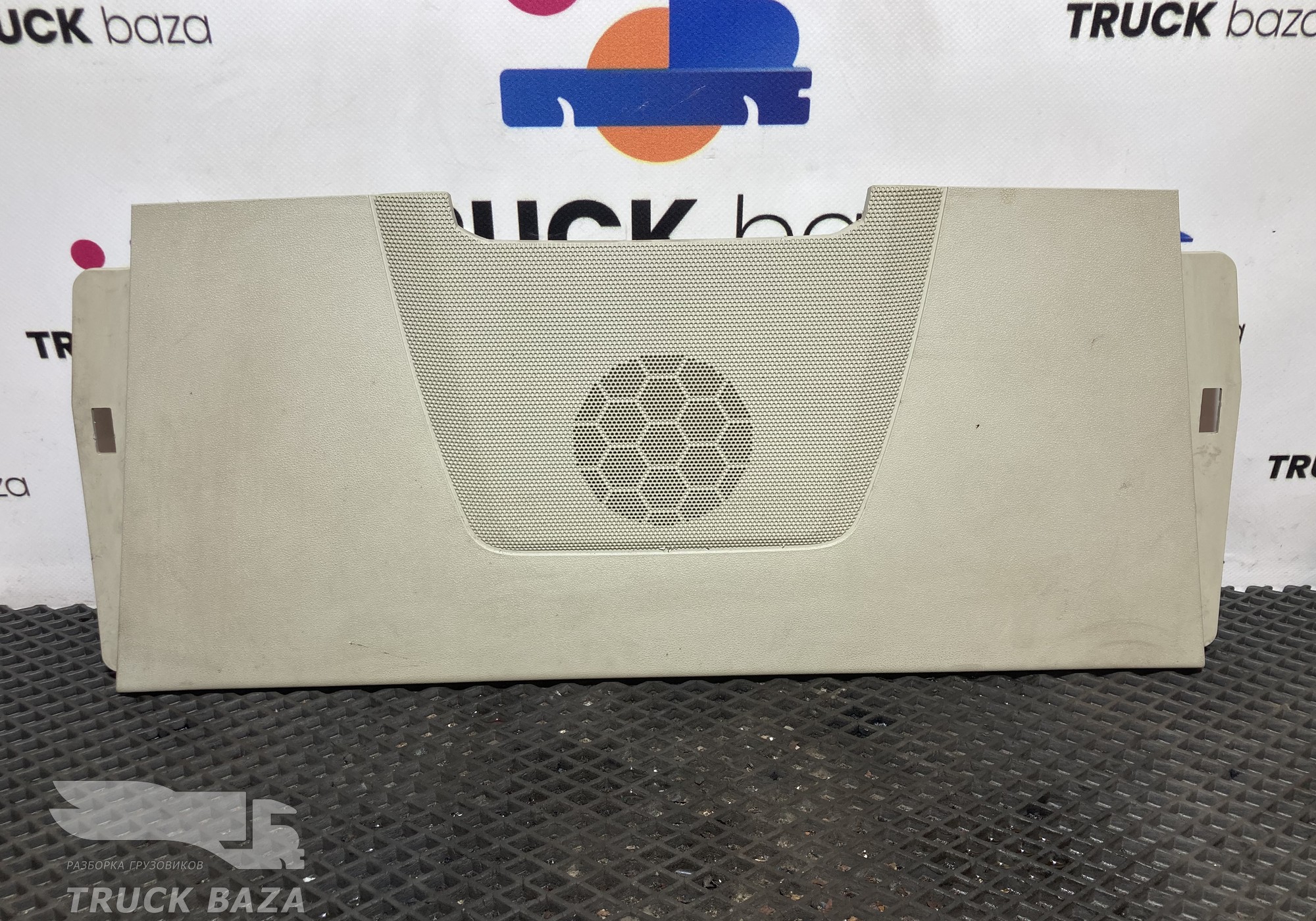 82269335 Накладка салона для Volvo FH 4 (с 2012)