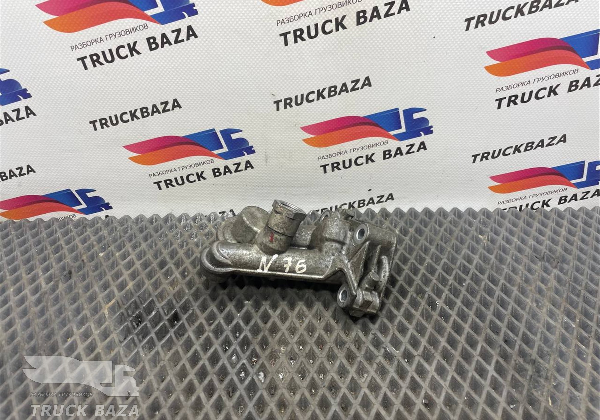 51054403008 Патрубок масляного фильтра для Man TGX TG3 (с 2020)