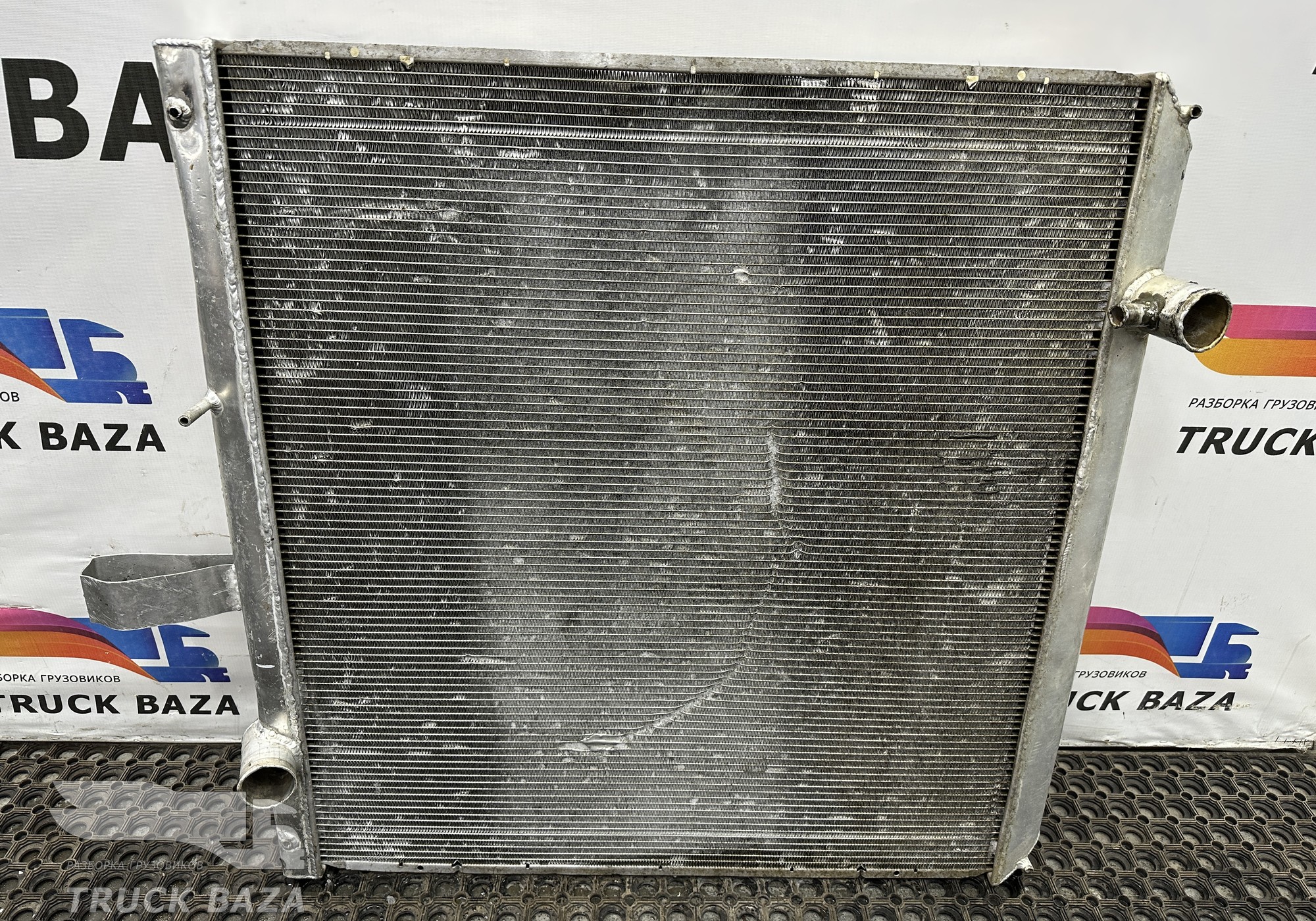 81061016518 Радиатор системы охлаждения для Man TGA