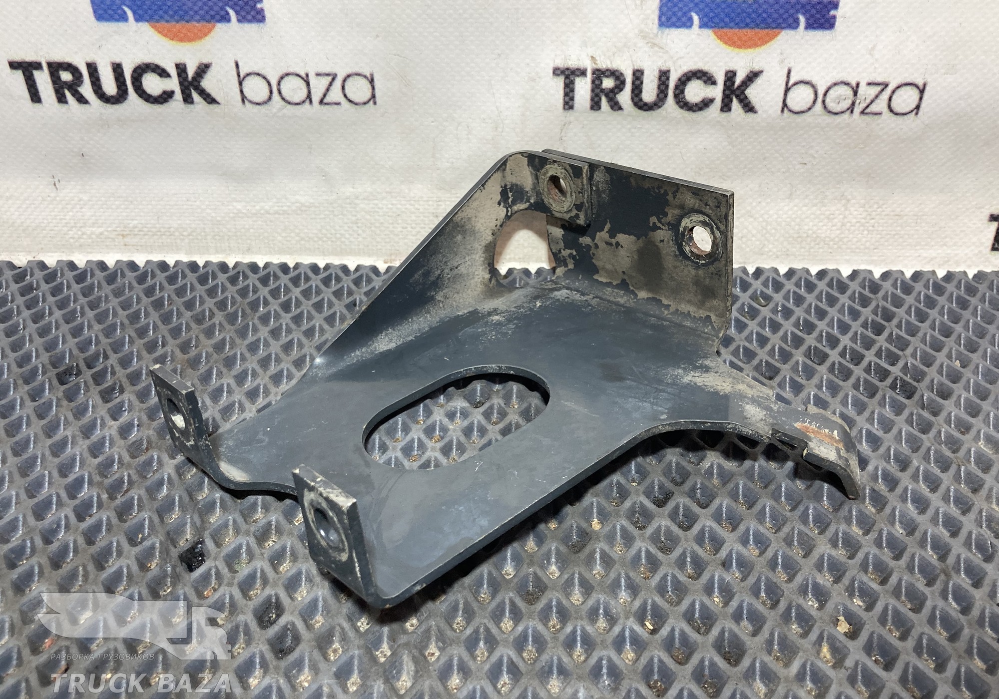 9404294340 Кронштейн клапана ускорительного