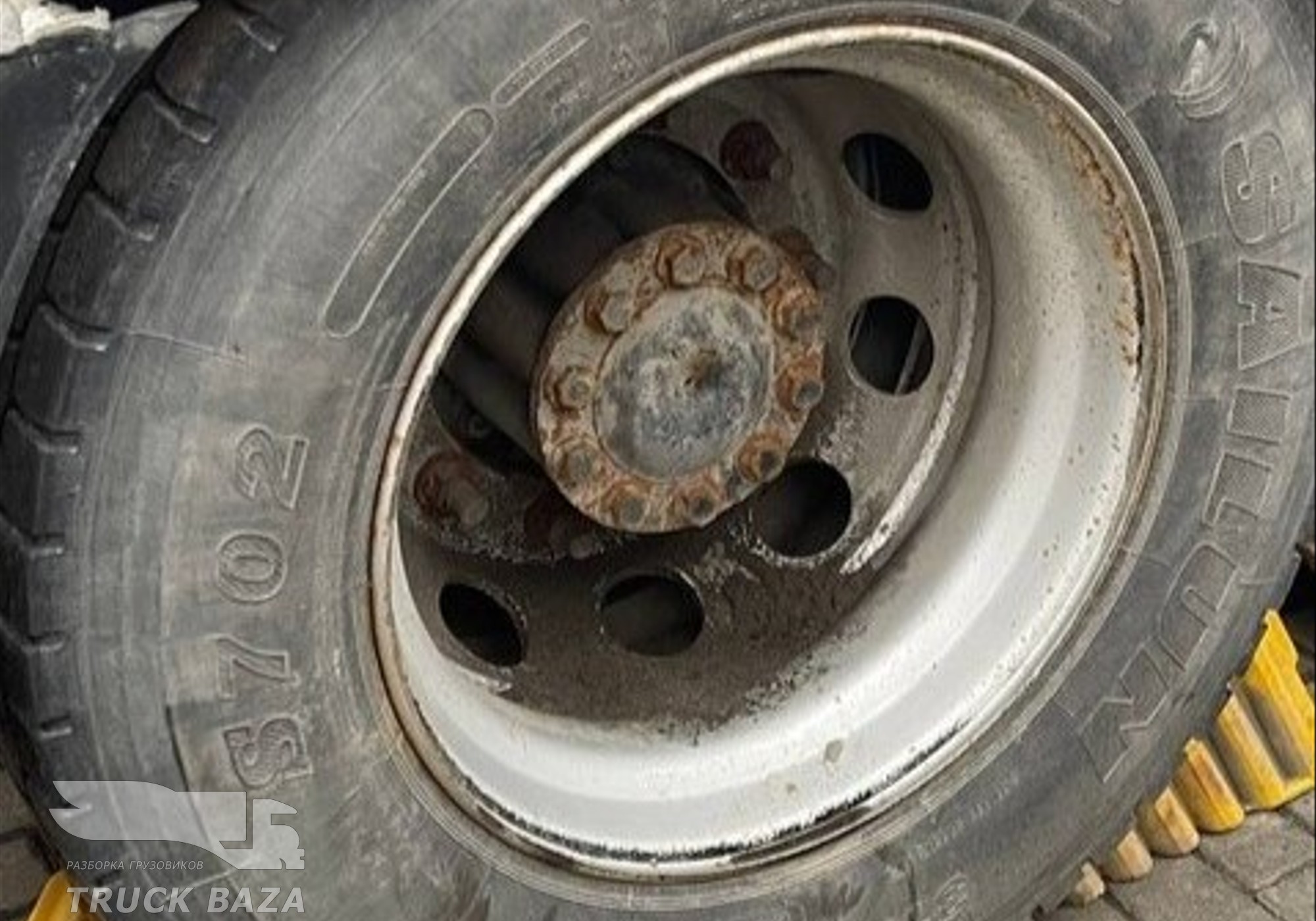 Шина в сборе с диском для КАМАЗ 54901