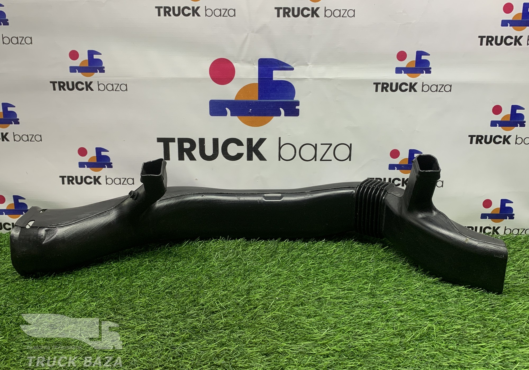 1764038 Воздуховод отопителя