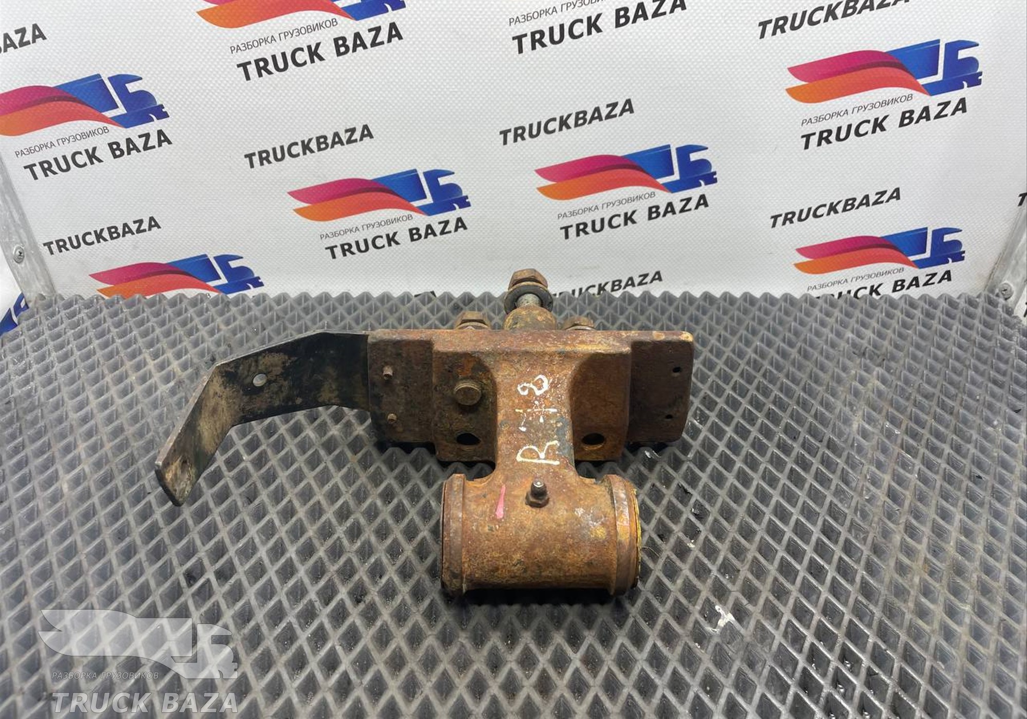 5010552266 Кронштейн торсиона для Renault Premium II (с 2005 по 2013)