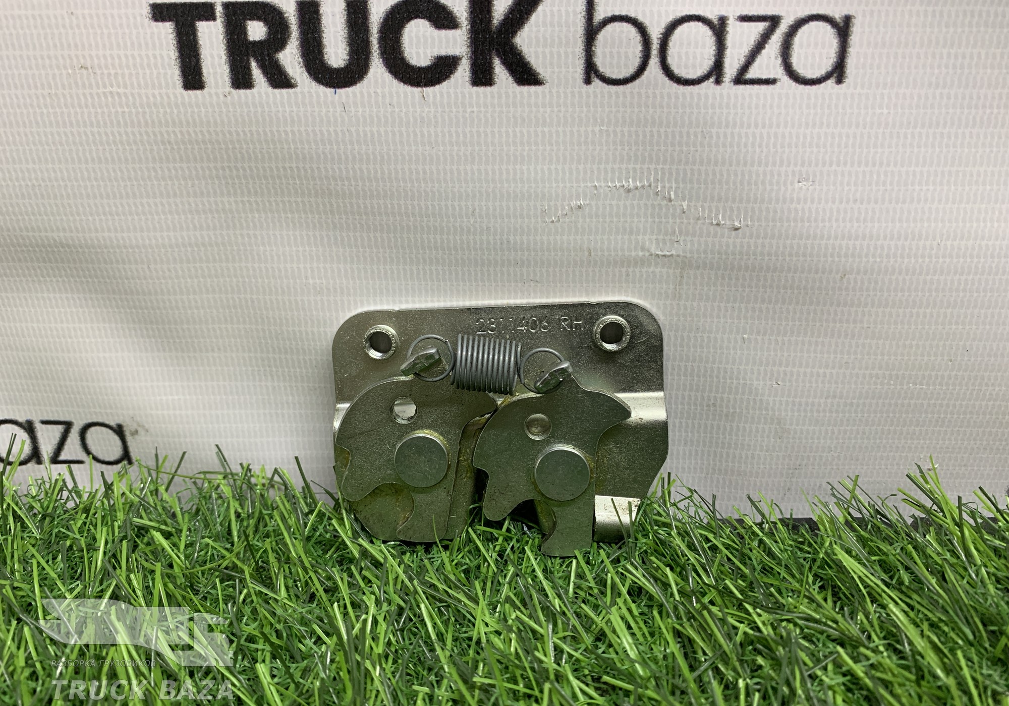 2311406 Замок инструментального ящика правый для Daf XF106 (с 2012)