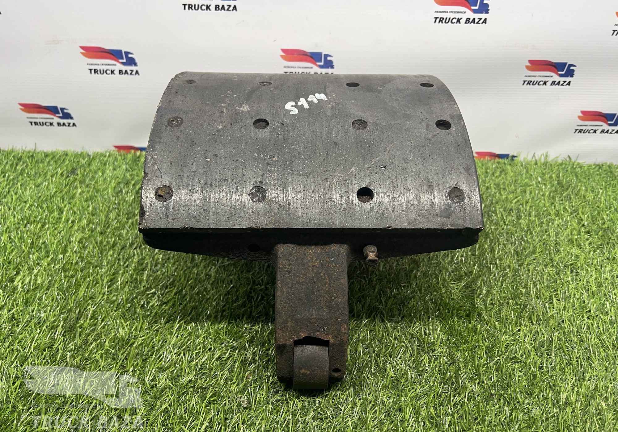 1300205 Колодка тормозная задняя 254 мм