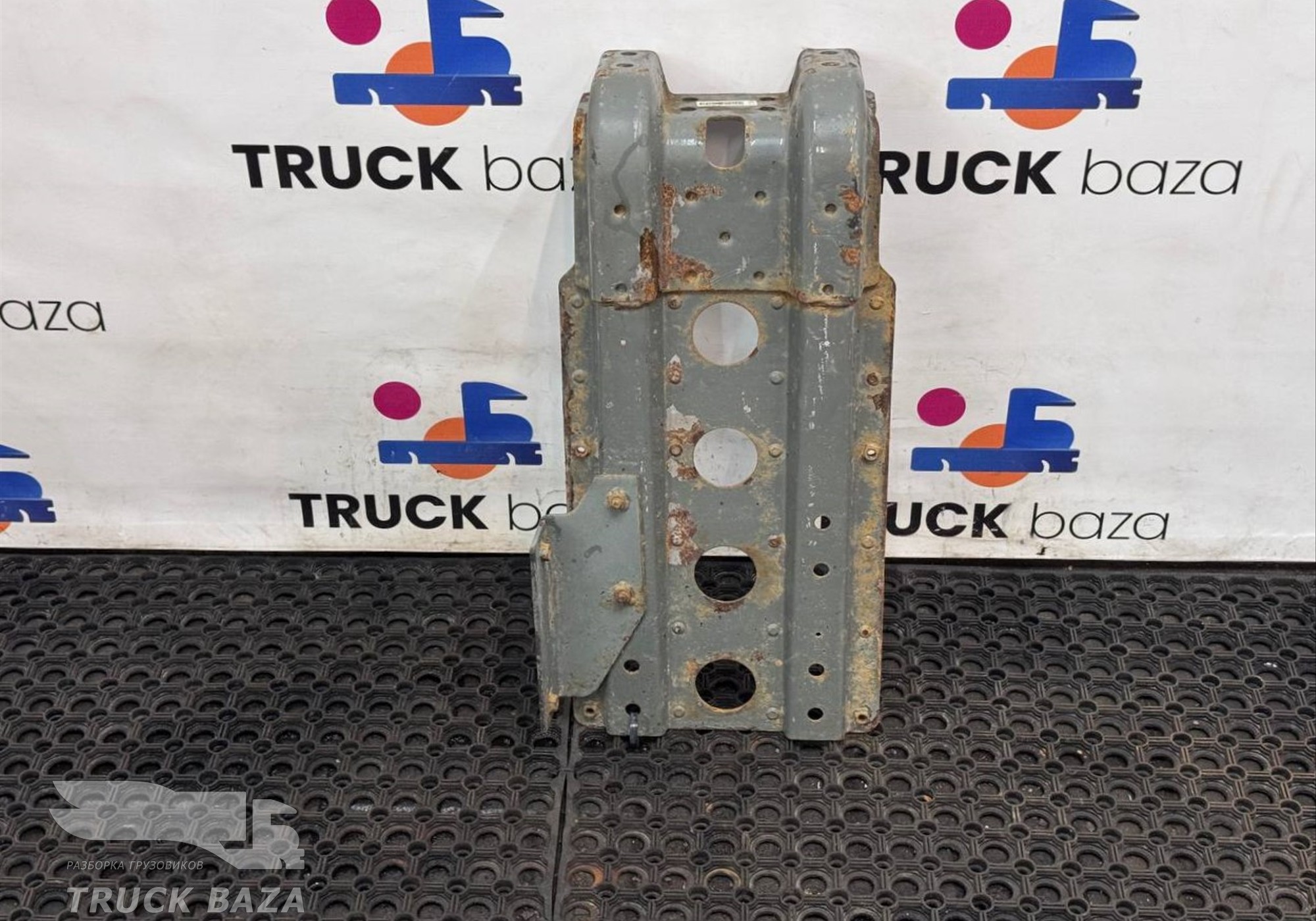 811W612435431 Кронштейн заднего крыла для Sinotruk Sitrak C7H
