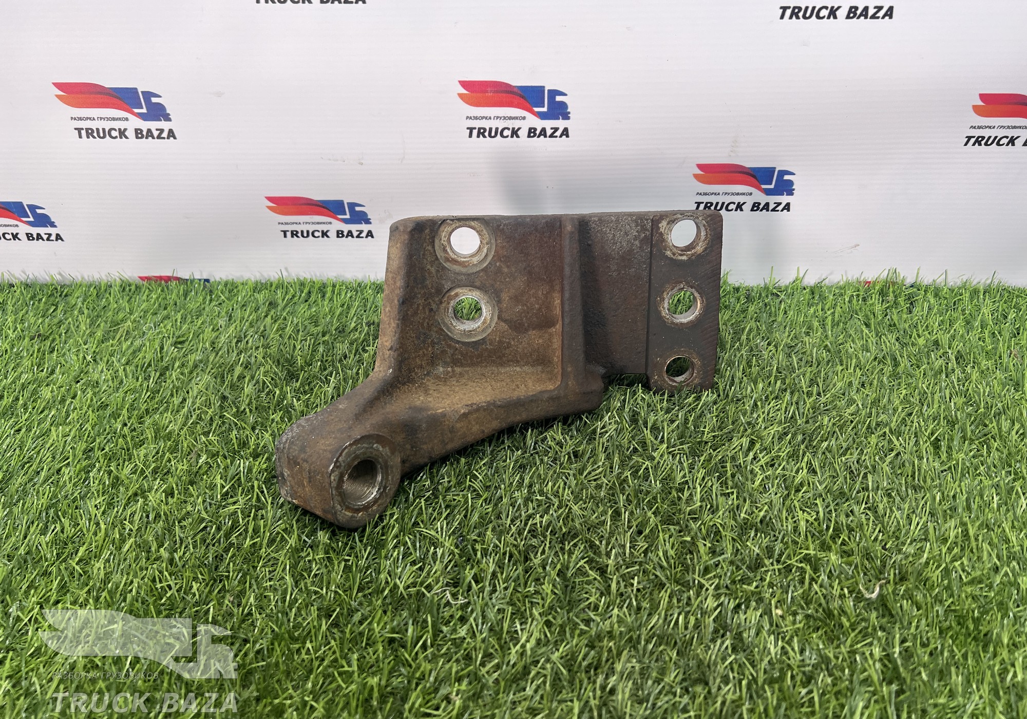 6460100112410 Кронштейн двигателя задний правый для КАМАЗ 5490 (с 2013)