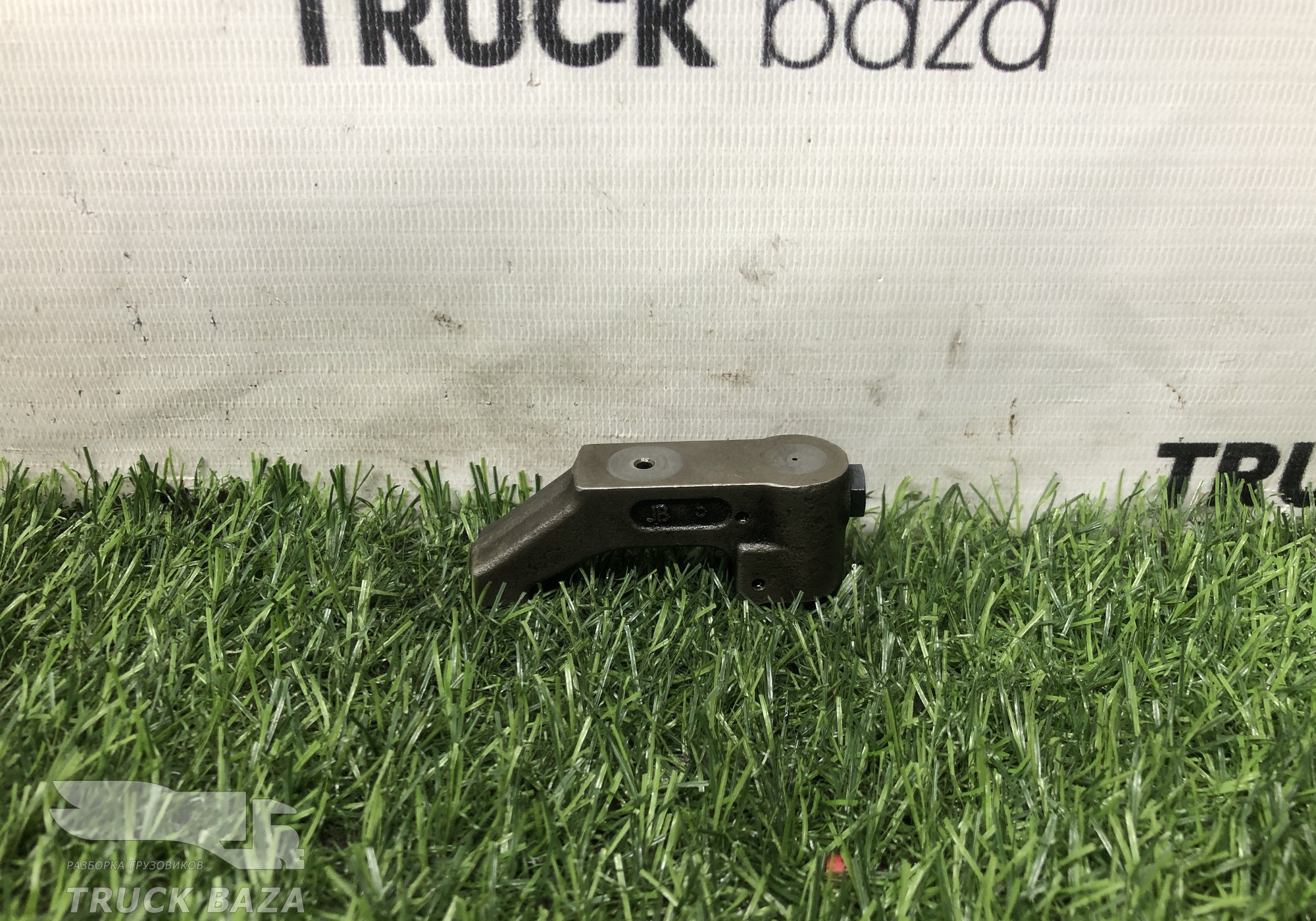 51041206008 Коромысло клапана