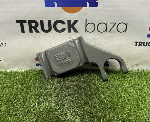 AZ9925522137 Кронштейн рессоры передней правой для Sinotruk Sitrak C7H